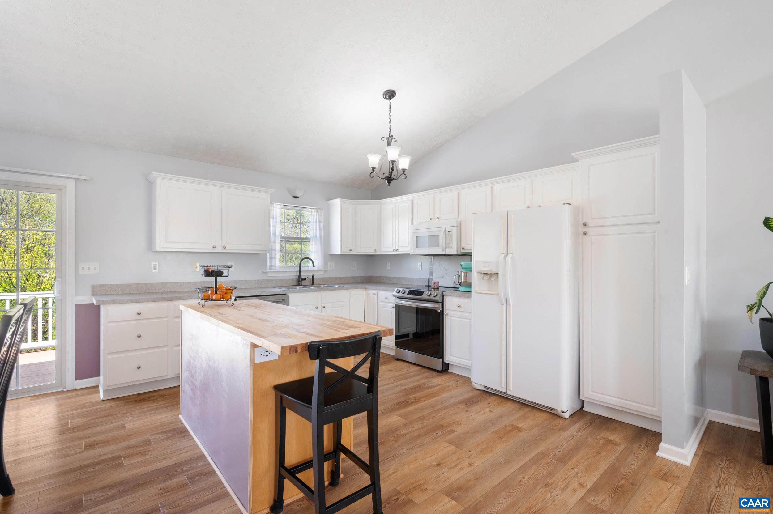 225 MAYFIELD LN, WAYNESBORO, Virginia 22980, 4 Bedrooms Bedrooms, ,3 BathroomsBathrooms,Residential,225 MAYFIELD LN,675855 MLS # 675855