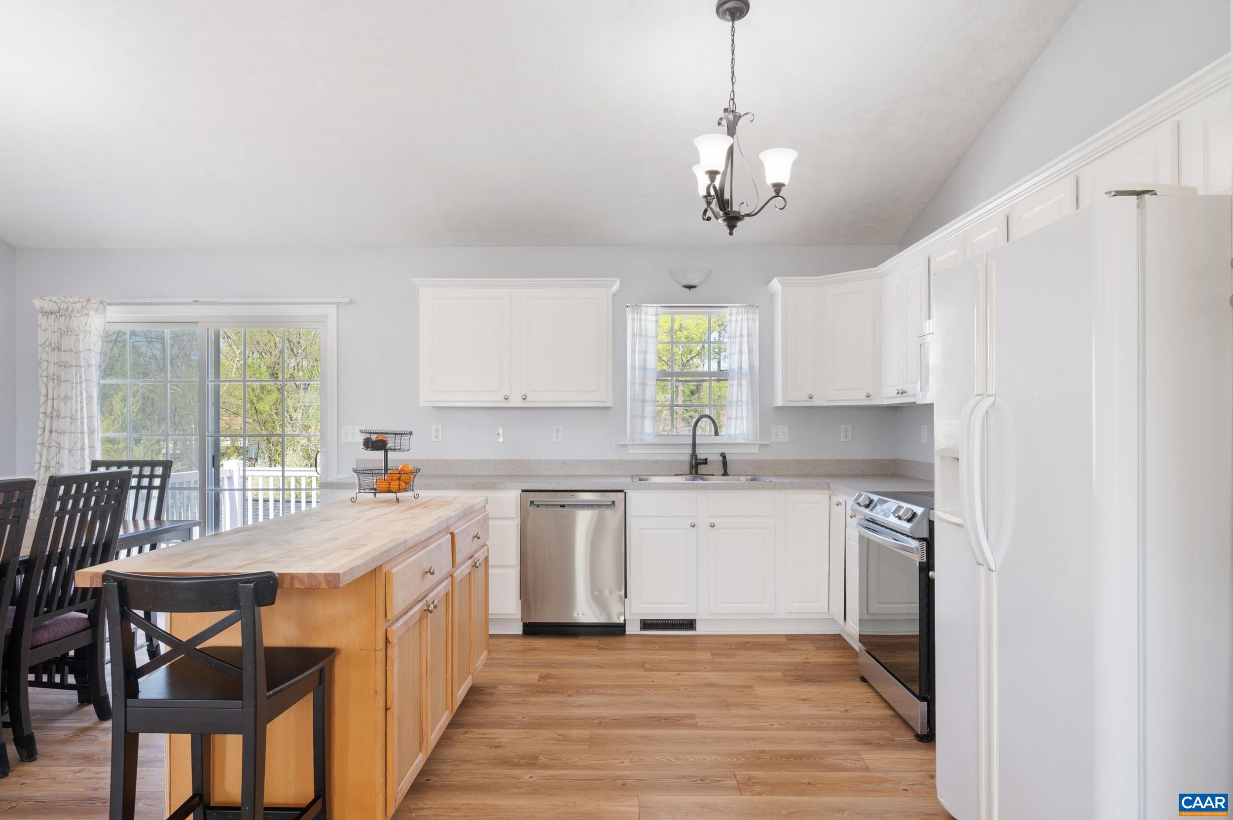 225 MAYFIELD LN, WAYNESBORO, Virginia 22980, 4 Bedrooms Bedrooms, ,3 BathroomsBathrooms,Residential,225 MAYFIELD LN,675855 MLS # 675855