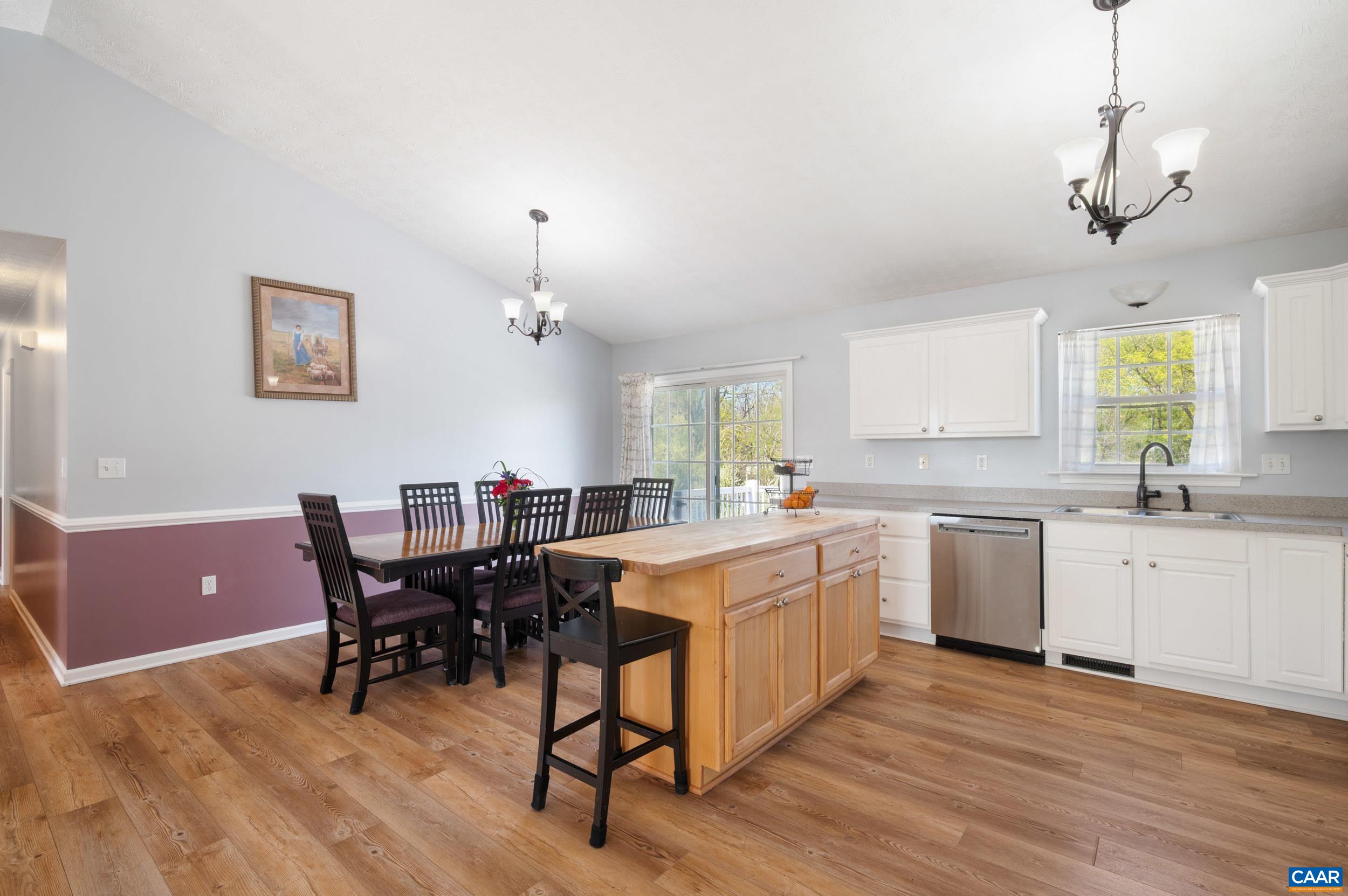 225 MAYFIELD LN, WAYNESBORO, Virginia 22980, 4 Bedrooms Bedrooms, ,3 BathroomsBathrooms,Residential,225 MAYFIELD LN,675855 MLS # 675855