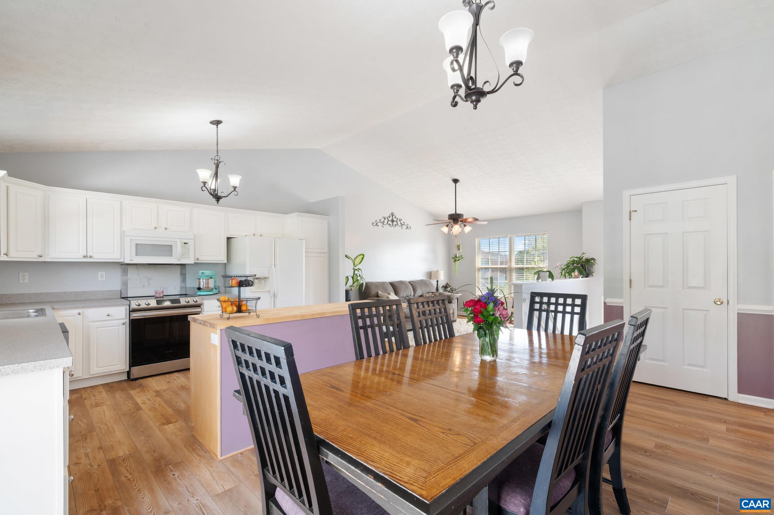 225 MAYFIELD LN, WAYNESBORO, Virginia 22980, 4 Bedrooms Bedrooms, ,3 BathroomsBathrooms,Residential,225 MAYFIELD LN,675855 MLS # 675855