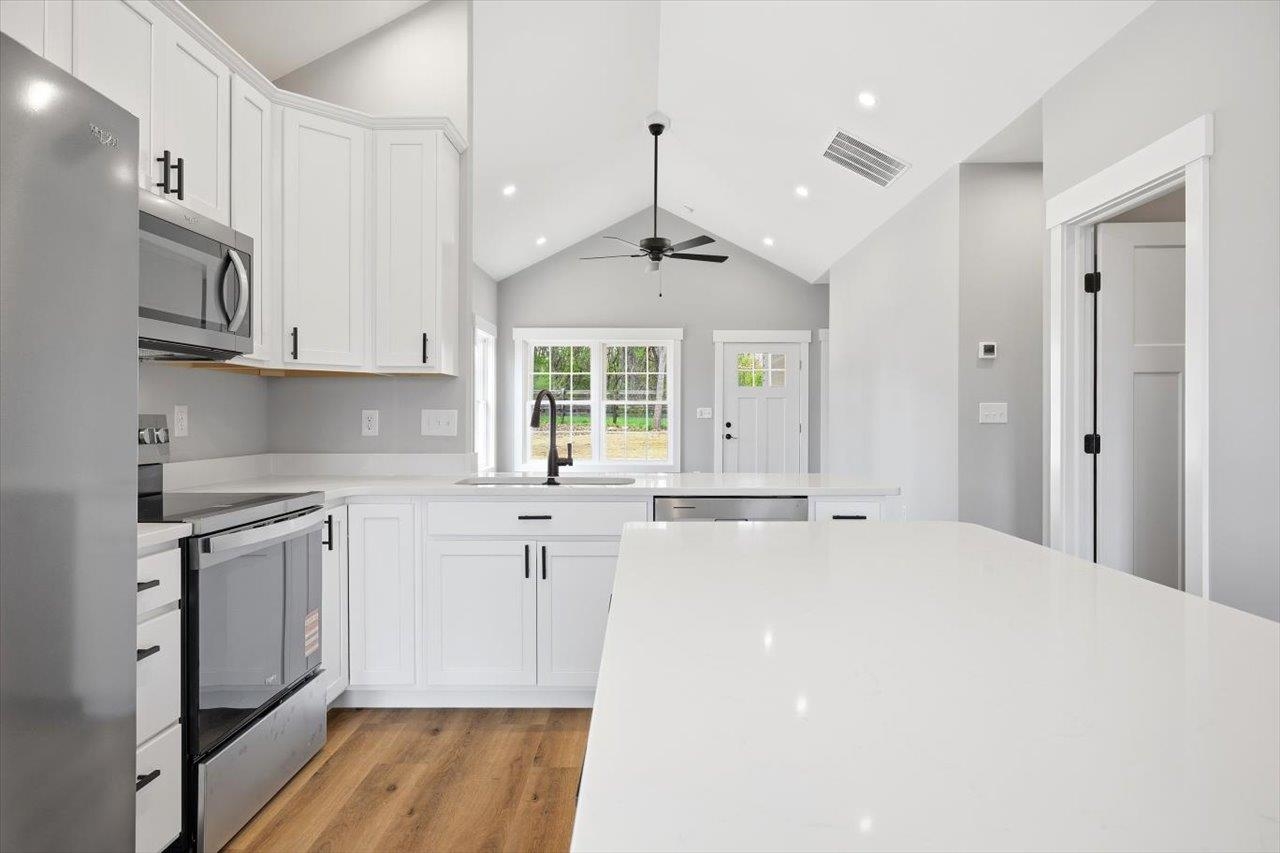 103 HILLTOP TERRACE RD, STAUNTON, Virginia 24401, 4 Bedrooms Bedrooms, ,2 BathroomsBathrooms,Residential,South on Rt 11 turn right on Fleetwood rd. At the,103 HILLTOP TERRACE RD,675856 MLS # 675856