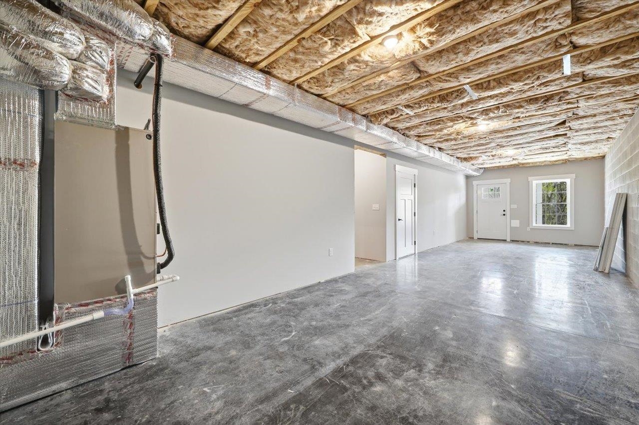 103 HILLTOP TERRACE RD, STAUNTON, Virginia 24401, 4 Bedrooms Bedrooms, ,2 BathroomsBathrooms,Residential,South on Rt 11 turn right on Fleetwood rd. At the,103 HILLTOP TERRACE RD,675856 MLS # 675856