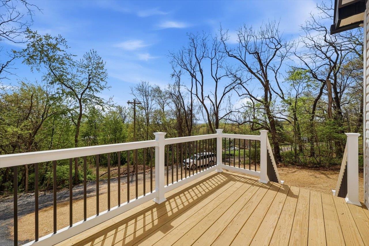 103 HILLTOP TERRACE RD, STAUNTON, Virginia 24401, 4 Bedrooms Bedrooms, ,2 BathroomsBathrooms,Residential,South on Rt 11 turn right on Fleetwood rd. At the,103 HILLTOP TERRACE RD,675856 MLS # 675856