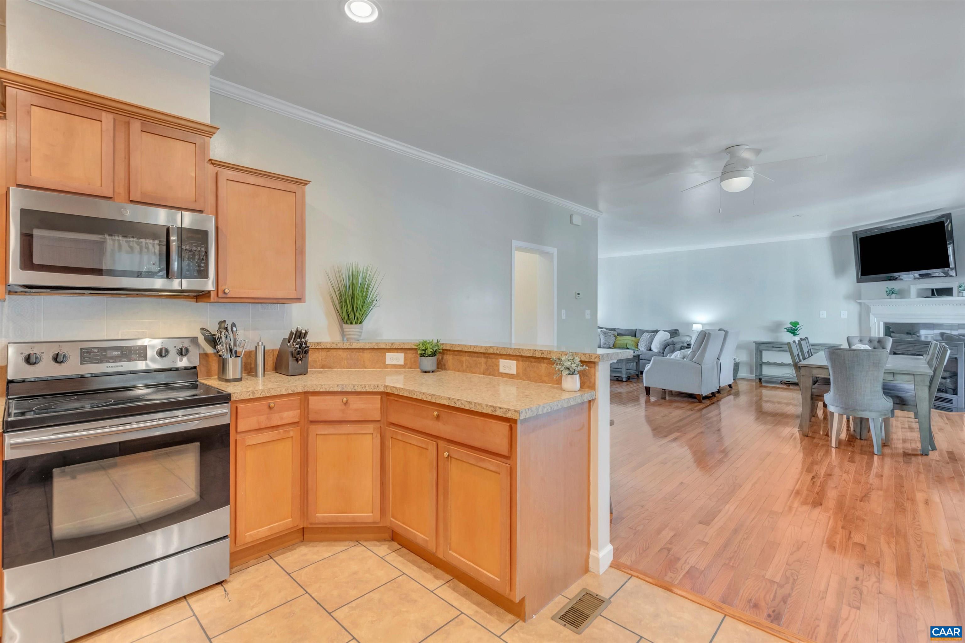 1006 LONG ST, CHARLOTTESVILLE, Virginia 22901, 5 Bedrooms Bedrooms, ,3 BathroomsBathrooms,Residential,1006 LONG ST,675857 MLS # 675857