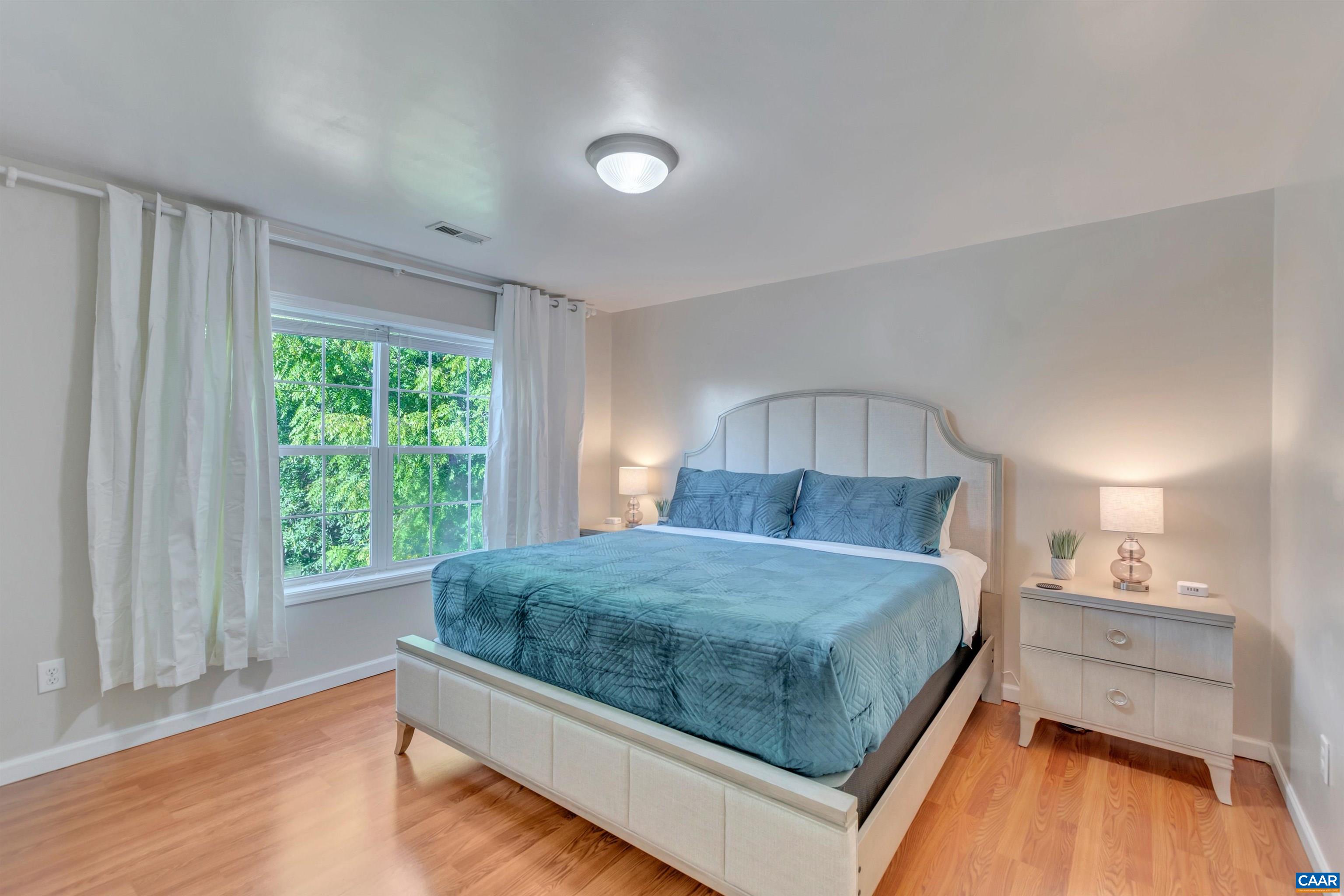 1006 LONG ST, CHARLOTTESVILLE, Virginia 22901, 5 Bedrooms Bedrooms, ,3 BathroomsBathrooms,Residential,1006 LONG ST,675857 MLS # 675857