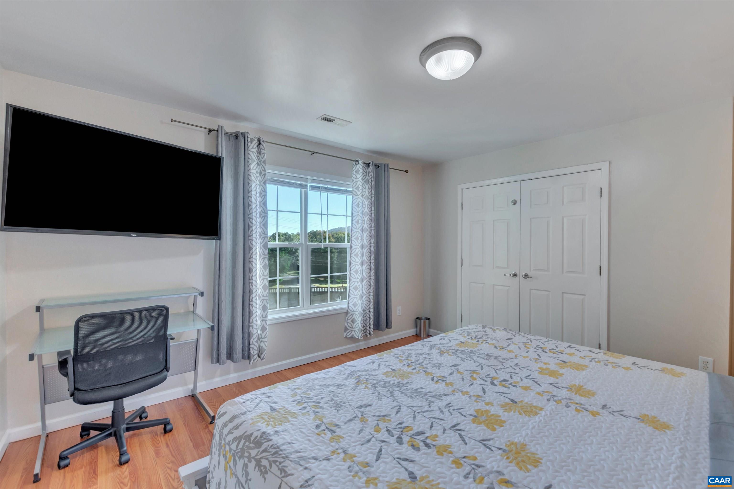 1006 LONG ST, CHARLOTTESVILLE, Virginia 22901, 5 Bedrooms Bedrooms, ,3 BathroomsBathrooms,Residential,1006 LONG ST,675857 MLS # 675857