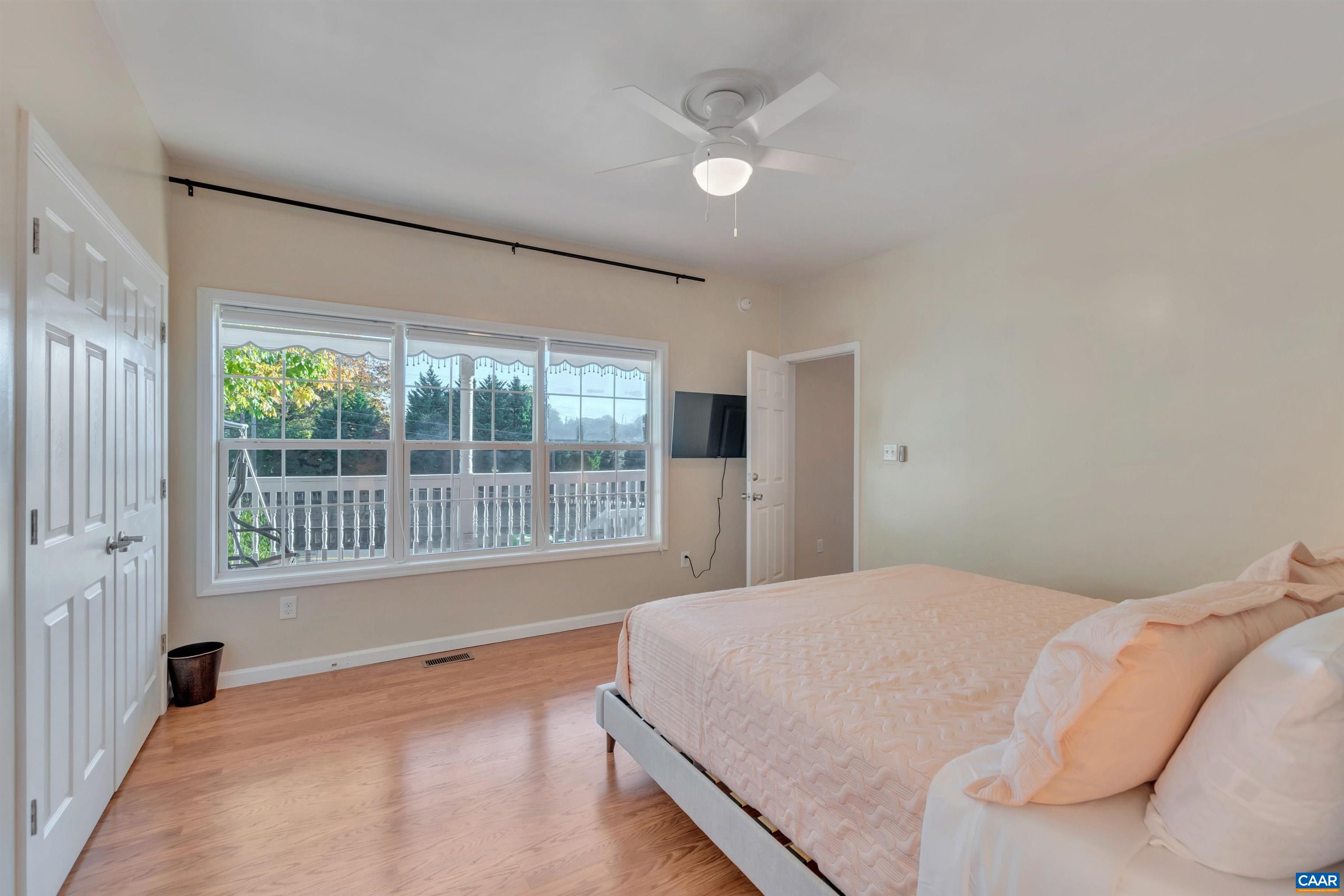 1006 LONG ST, CHARLOTTESVILLE, Virginia 22901, 5 Bedrooms Bedrooms, ,3 BathroomsBathrooms,Residential,1006 LONG ST,675857 MLS # 675857