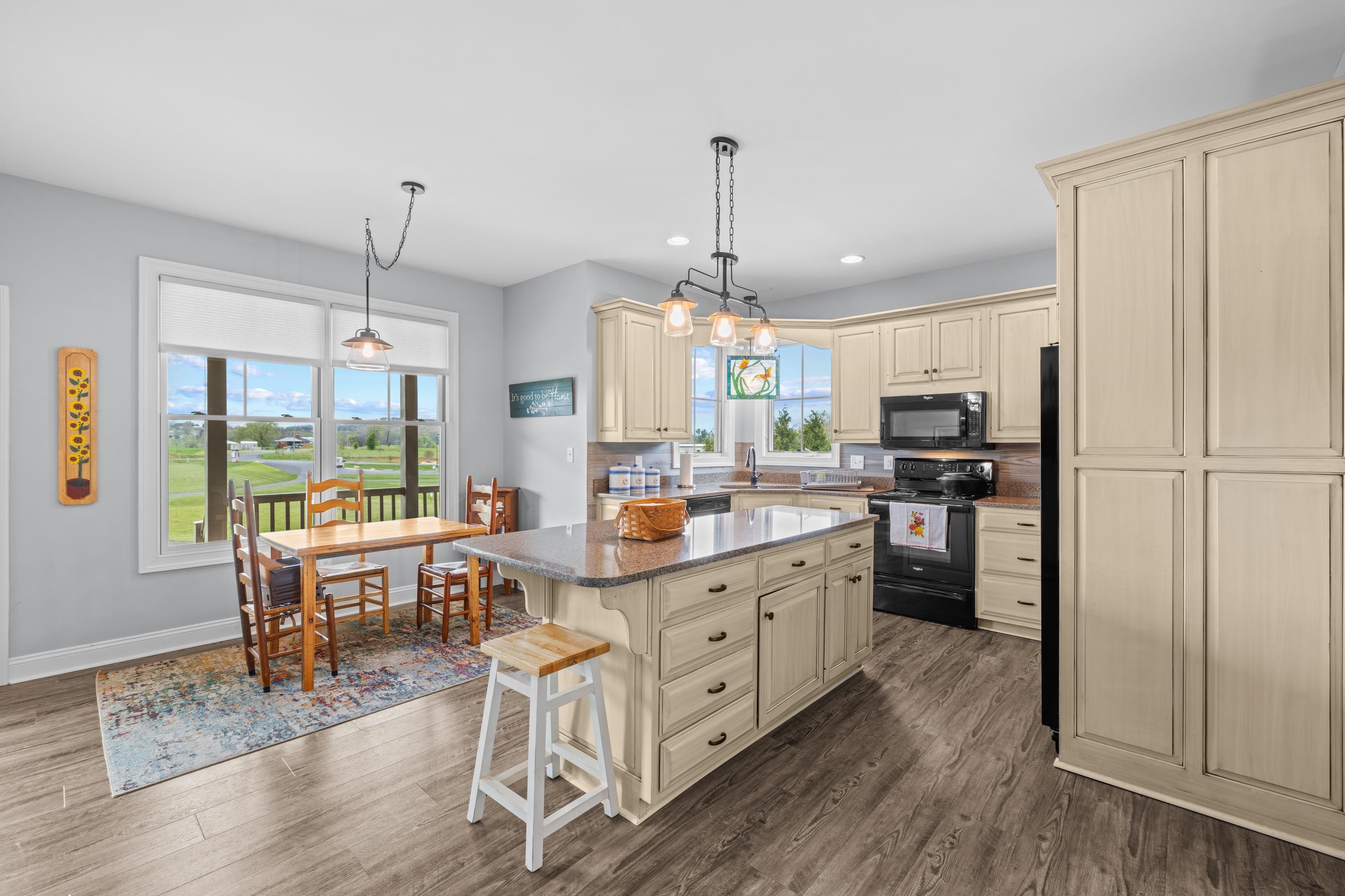 2390 TINKLING SPRING RD, STUARTS DRAFT, Virginia 24477, 3 Bedrooms Bedrooms, ,2 BathroomsBathrooms,Residential,2390 TINKLING SPRING RD,675858 MLS # 675858