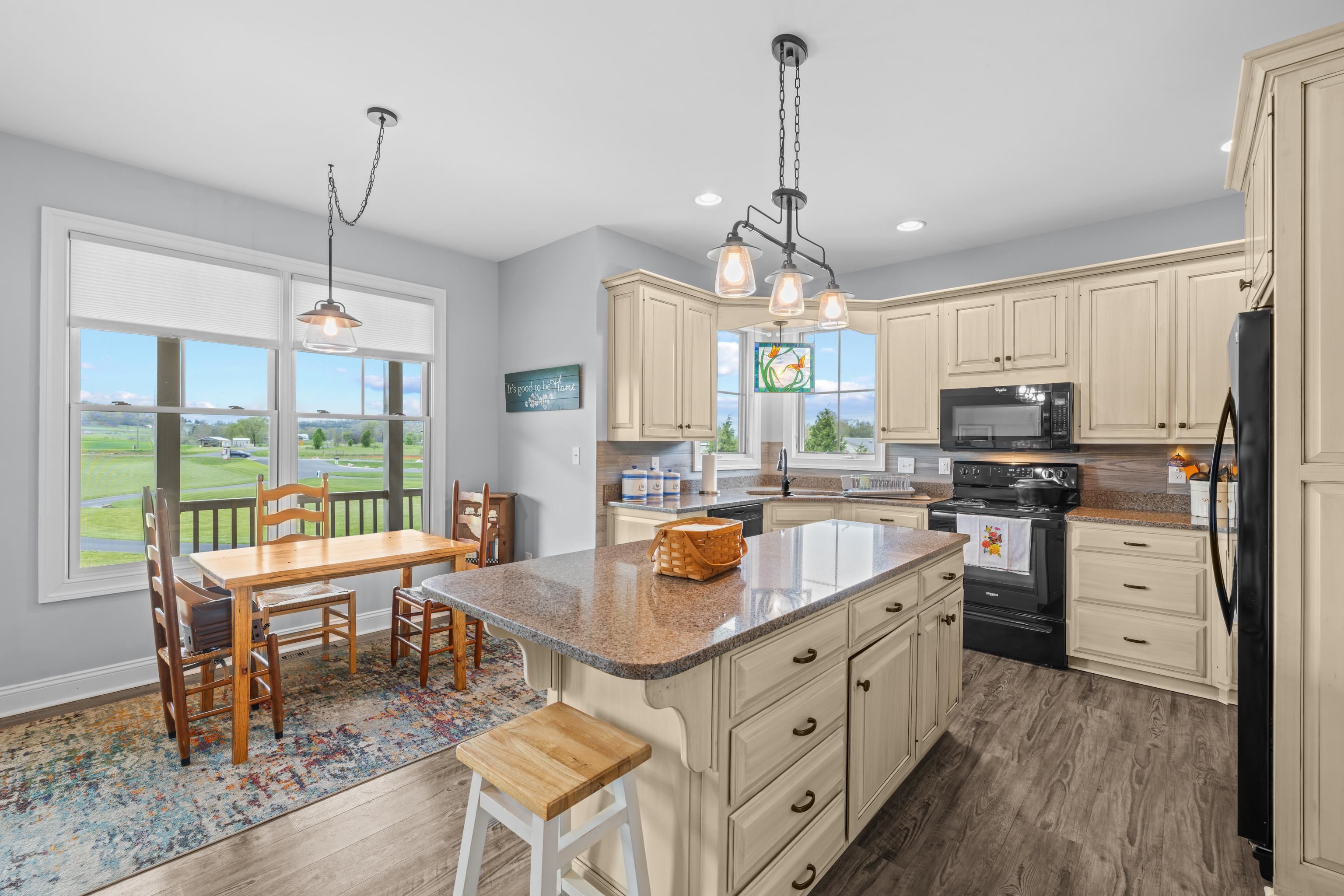 2390 TINKLING SPRING RD, STUARTS DRAFT, Virginia 24477, 3 Bedrooms Bedrooms, ,2 BathroomsBathrooms,Residential,2390 TINKLING SPRING RD,675858 MLS # 675858