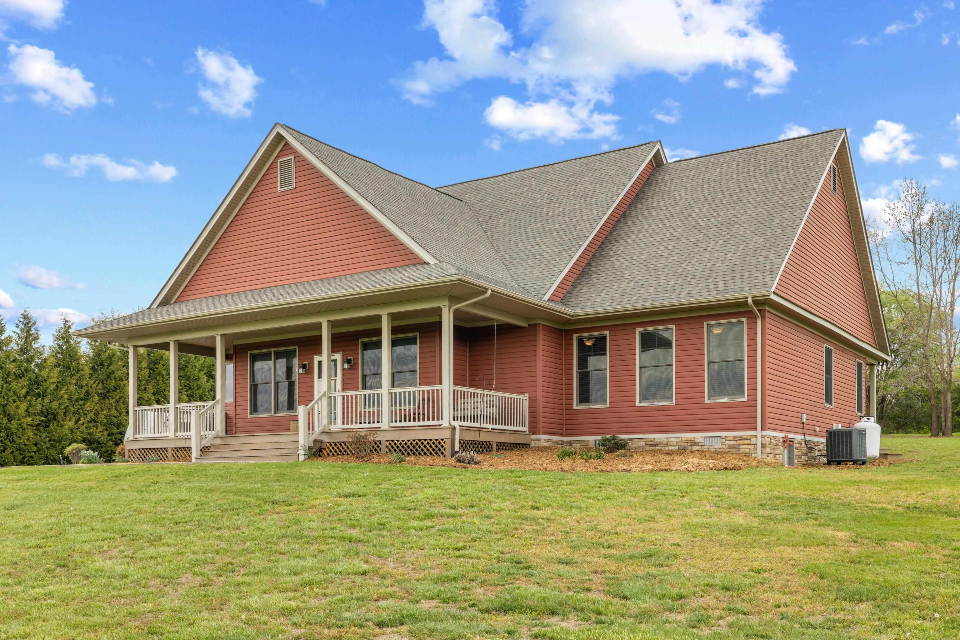 2390 TINKLING SPRING RD, STUARTS DRAFT, Virginia 24477, 3 Bedrooms Bedrooms, ,2 BathroomsBathrooms,Residential,2390 TINKLING SPRING RD,675858 MLS # 675858