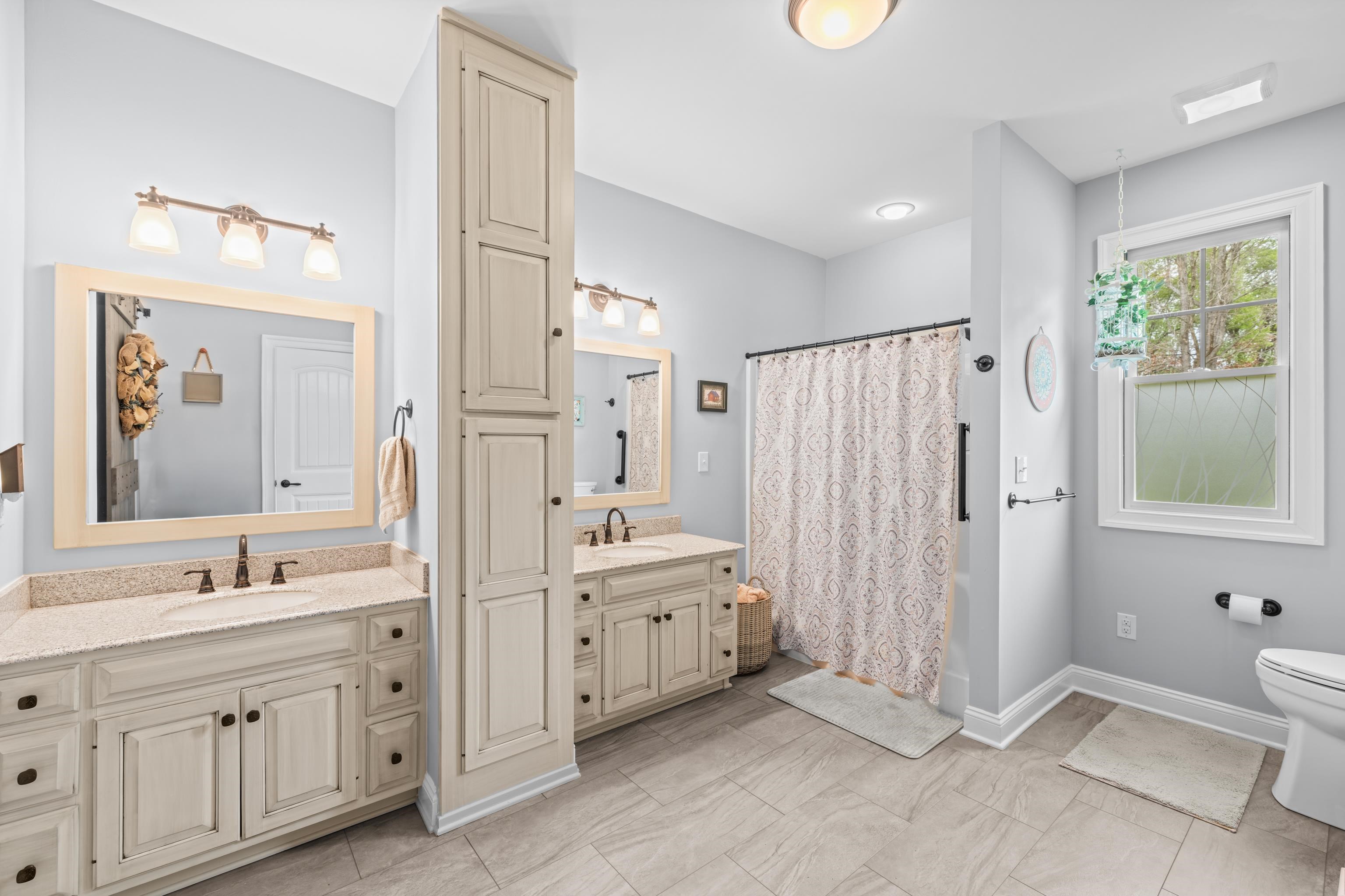 2390 TINKLING SPRING RD, STUARTS DRAFT, Virginia 24477, 3 Bedrooms Bedrooms, ,2 BathroomsBathrooms,Residential,2390 TINKLING SPRING RD,675858 MLS # 675858