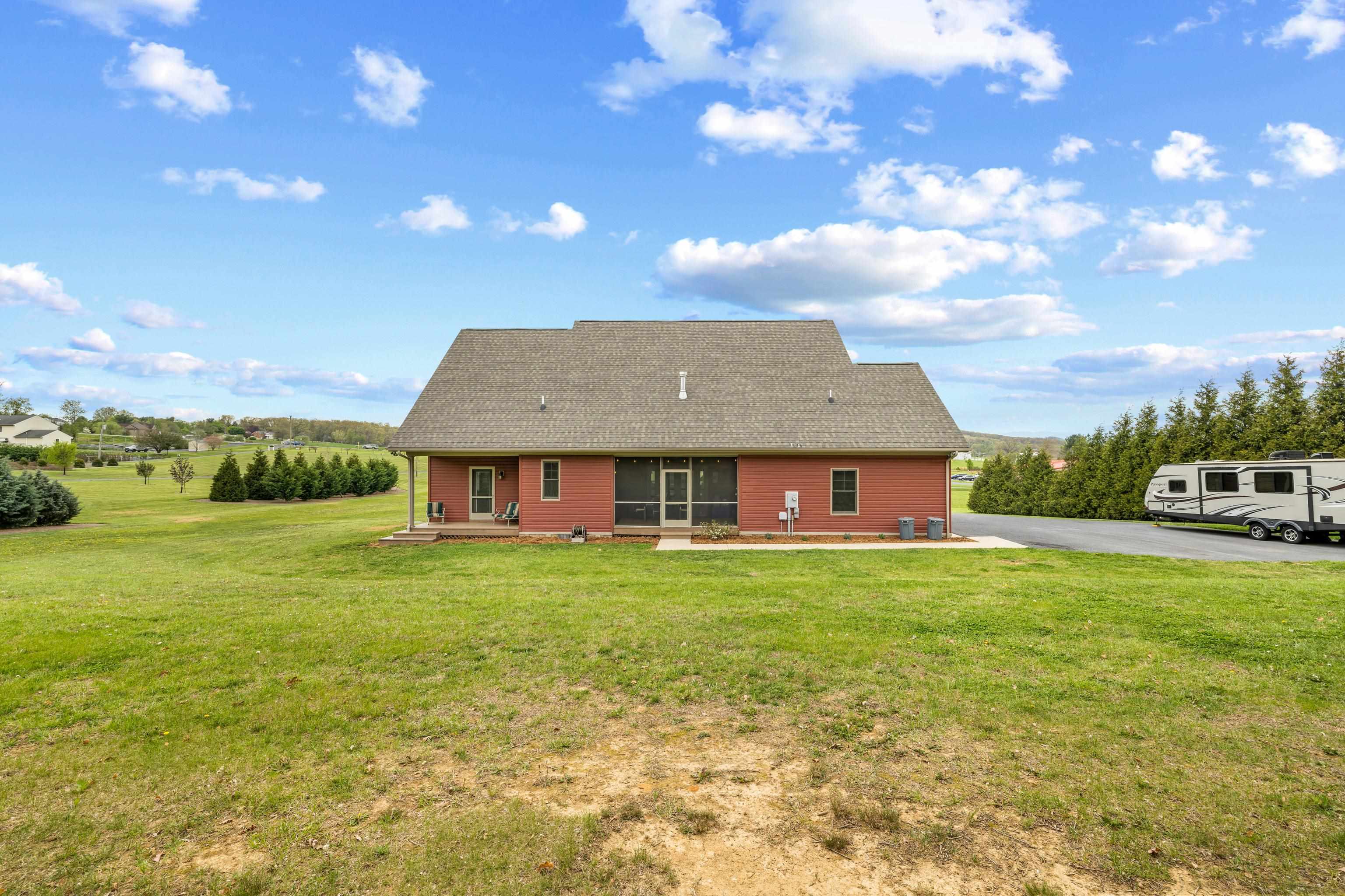 2390 TINKLING SPRING RD, STUARTS DRAFT, Virginia 24477, 3 Bedrooms Bedrooms, ,2 BathroomsBathrooms,Residential,2390 TINKLING SPRING RD,675858 MLS # 675858