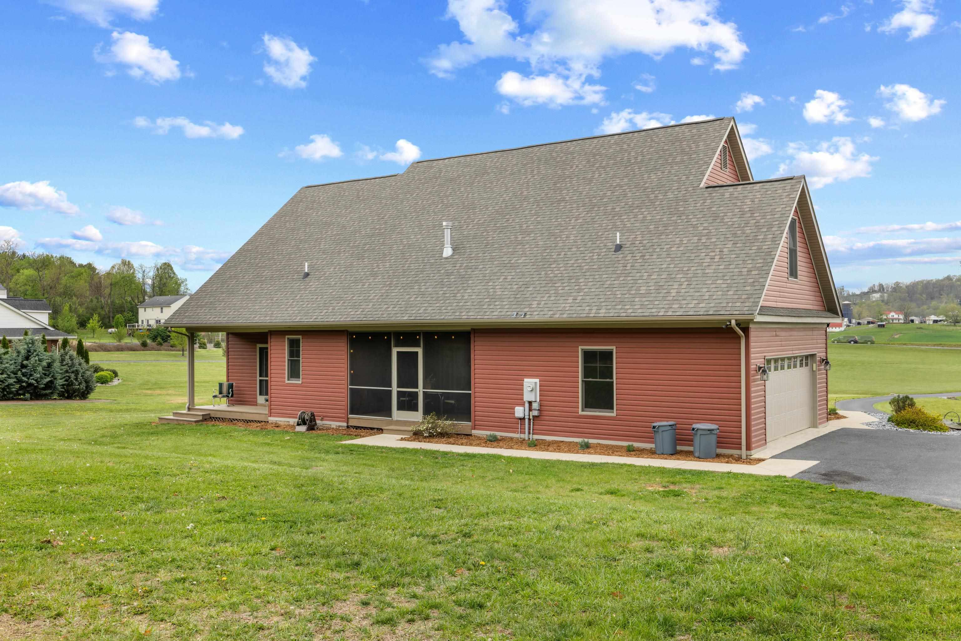 2390 TINKLING SPRING RD, STUARTS DRAFT, Virginia 24477, 3 Bedrooms Bedrooms, ,2 BathroomsBathrooms,Residential,2390 TINKLING SPRING RD,675858 MLS # 675858