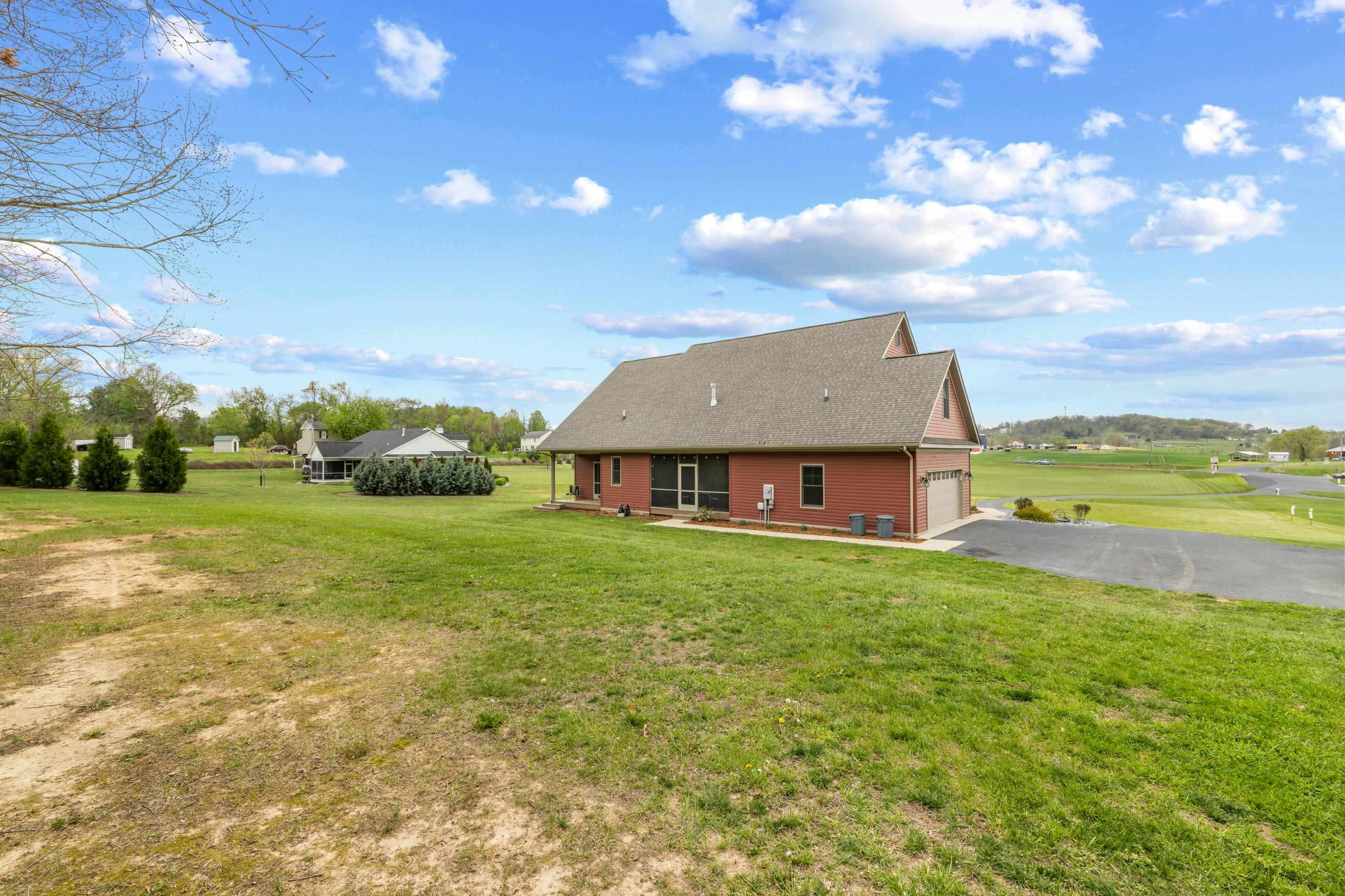 2390 TINKLING SPRING RD, STUARTS DRAFT, Virginia 24477, 3 Bedrooms Bedrooms, ,2 BathroomsBathrooms,Residential,2390 TINKLING SPRING RD,675858 MLS # 675858