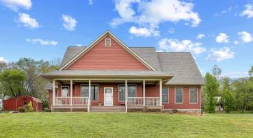 2390 TINKLING SPRING RD, STUARTS DRAFT, Virginia 24477, 3 Bedrooms Bedrooms, ,2 BathroomsBathrooms,Residential,2390 TINKLING SPRING RD,675858 MLS # 675858