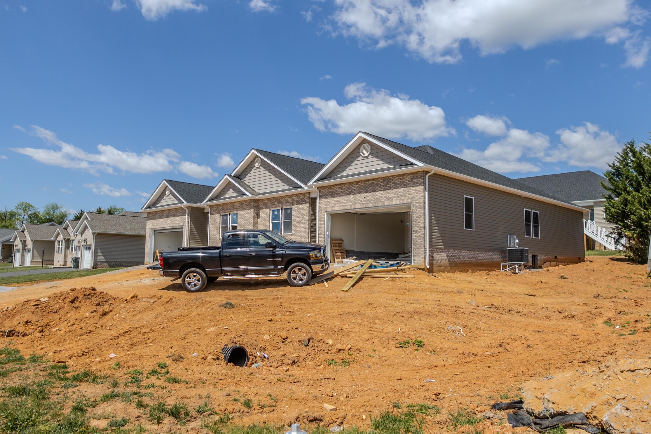 5 MERIWETHER CIR, STUARTS DRAFT, Virginia 24477, 3 Bedrooms Bedrooms, ,2 BathroomsBathrooms,Residential,5 MERIWETHER CIR,675860 MLS # 675860 5 MERIWETHER CIR, STUARTS DRAFT, Virginia 24477, 3 Bedrooms Bedrooms, ,2 BathroomsBathrooms,Residential,5 MERIWETHER CIR,675860 MLS # 675860
