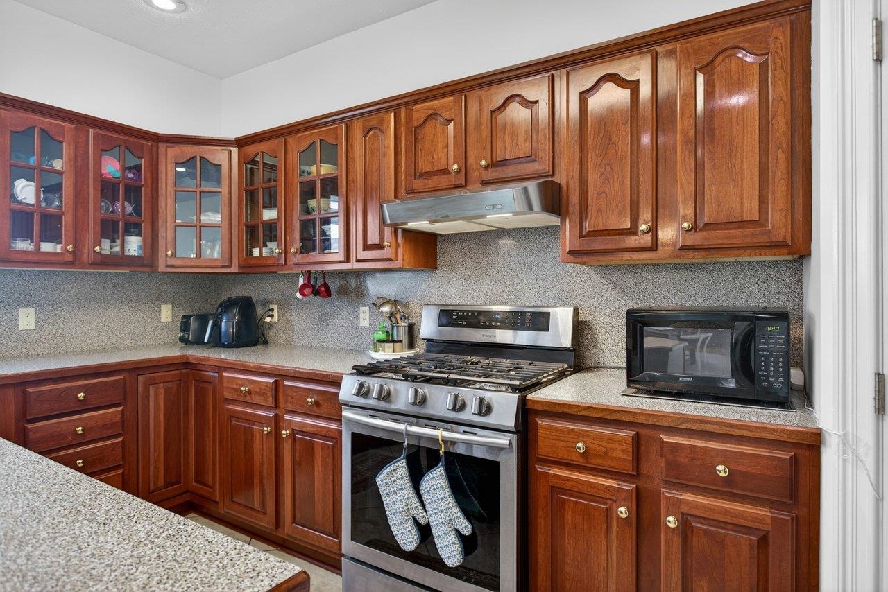 1837 PARK RD, HARRISONBURG, Virginia 22802, 5 Bedrooms Bedrooms, ,3 BathroomsBathrooms,Residential,1837 PARK RD,675862 MLS # 675862