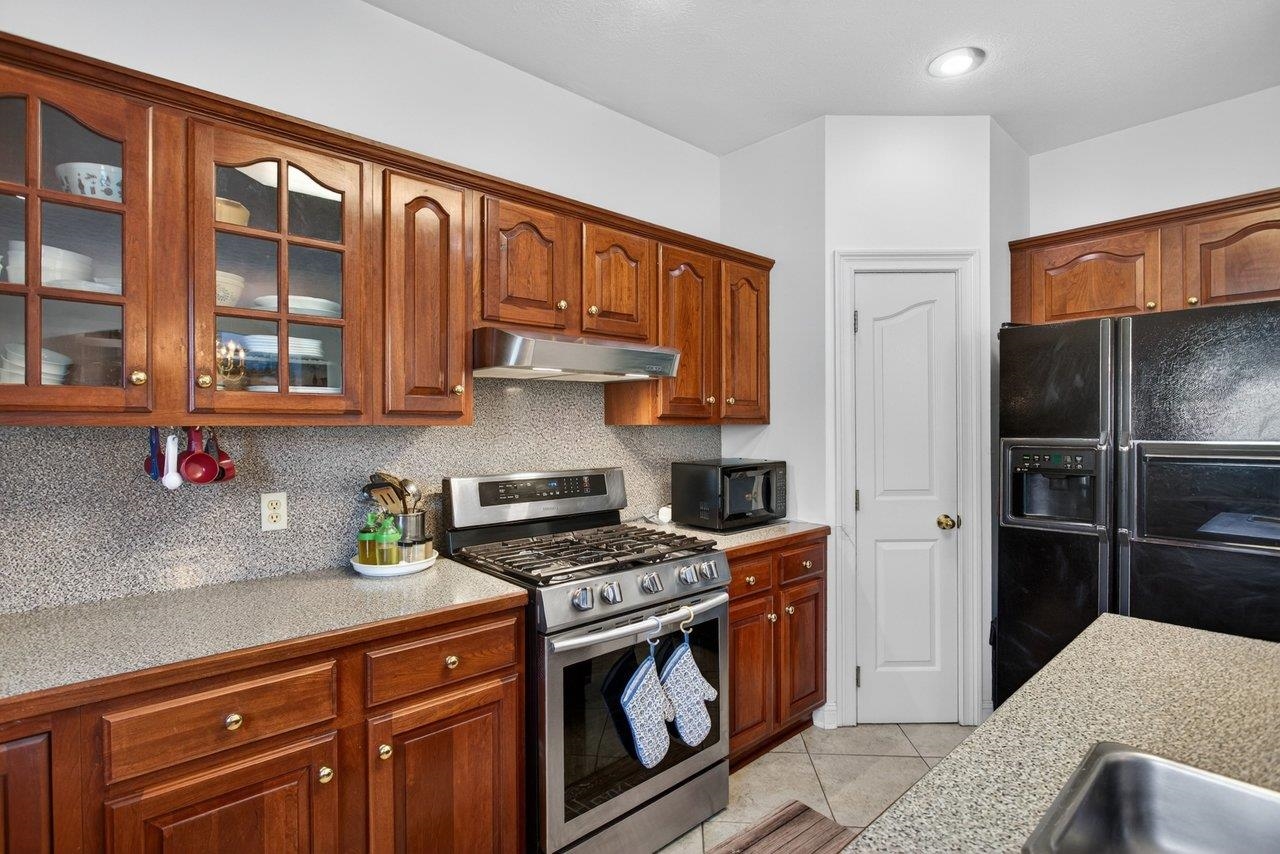 1837 PARK RD, HARRISONBURG, Virginia 22802, 5 Bedrooms Bedrooms, ,3 BathroomsBathrooms,Residential,1837 PARK RD,675862 MLS # 675862