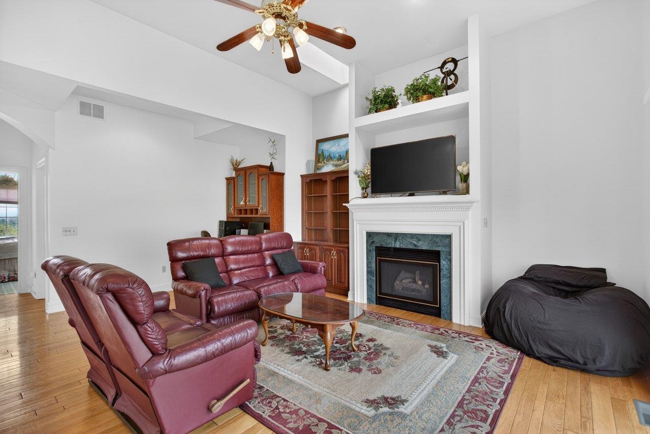 1837 PARK RD, HARRISONBURG, Virginia 22802, 5 Bedrooms Bedrooms, ,3 BathroomsBathrooms,Residential,1837 PARK RD,675862 MLS # 675862