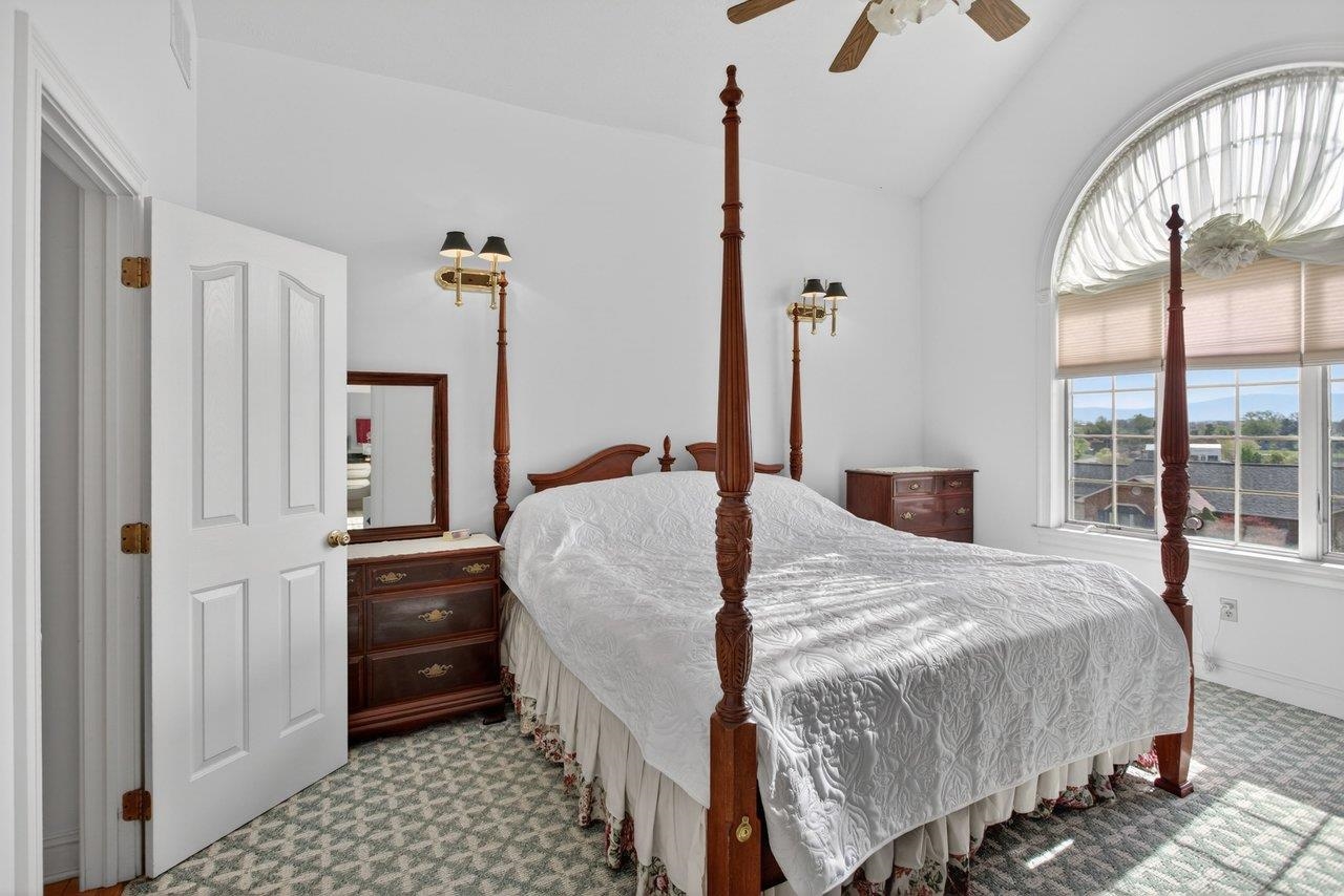 1837 PARK RD, HARRISONBURG, Virginia 22802, 5 Bedrooms Bedrooms, ,3 BathroomsBathrooms,Residential,1837 PARK RD,675862 MLS # 675862