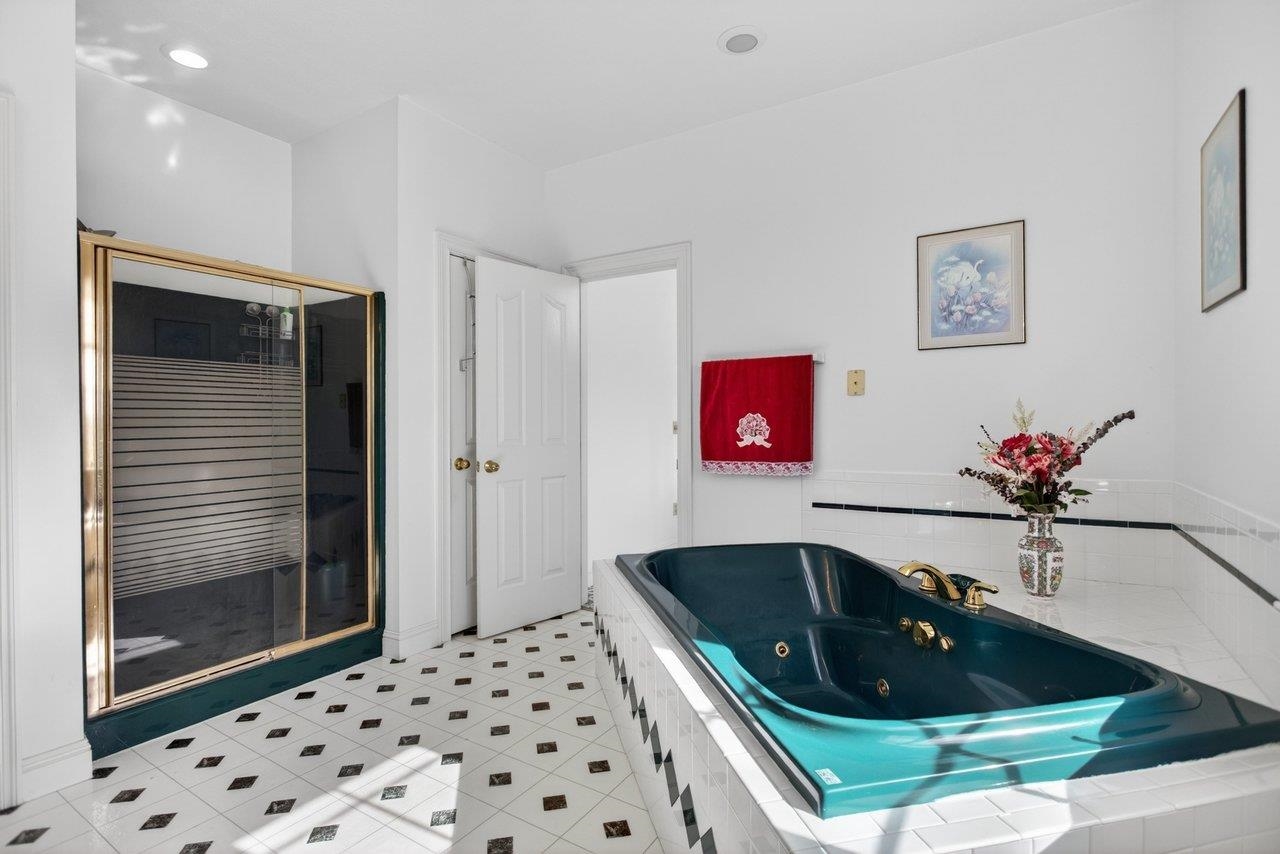 1837 PARK RD, HARRISONBURG, Virginia 22802, 5 Bedrooms Bedrooms, ,3 BathroomsBathrooms,Residential,1837 PARK RD,675862 MLS # 675862