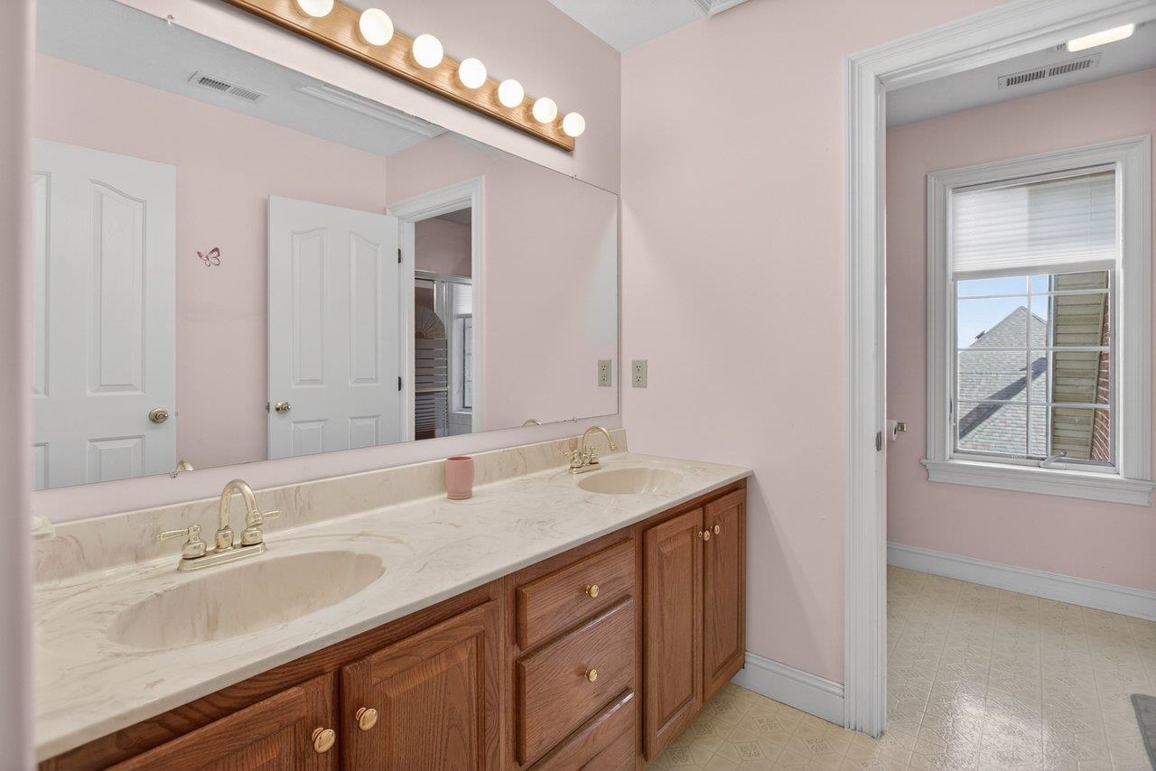 1837 PARK RD, HARRISONBURG, Virginia 22802, 5 Bedrooms Bedrooms, ,3 BathroomsBathrooms,Residential,1837 PARK RD,675862 MLS # 675862