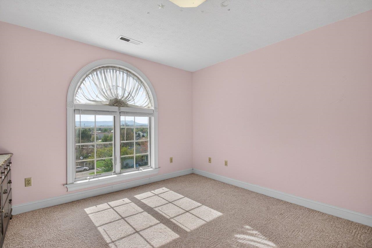 1837 PARK RD, HARRISONBURG, Virginia 22802, 5 Bedrooms Bedrooms, ,3 BathroomsBathrooms,Residential,1837 PARK RD,675862 MLS # 675862