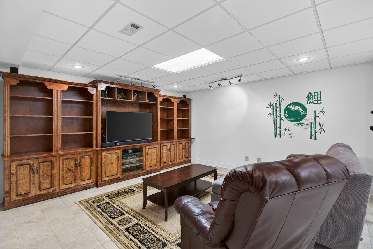 1837 PARK RD, HARRISONBURG, Virginia 22802, 5 Bedrooms Bedrooms, ,3 BathroomsBathrooms,Residential,1837 PARK RD,675862 MLS # 675862