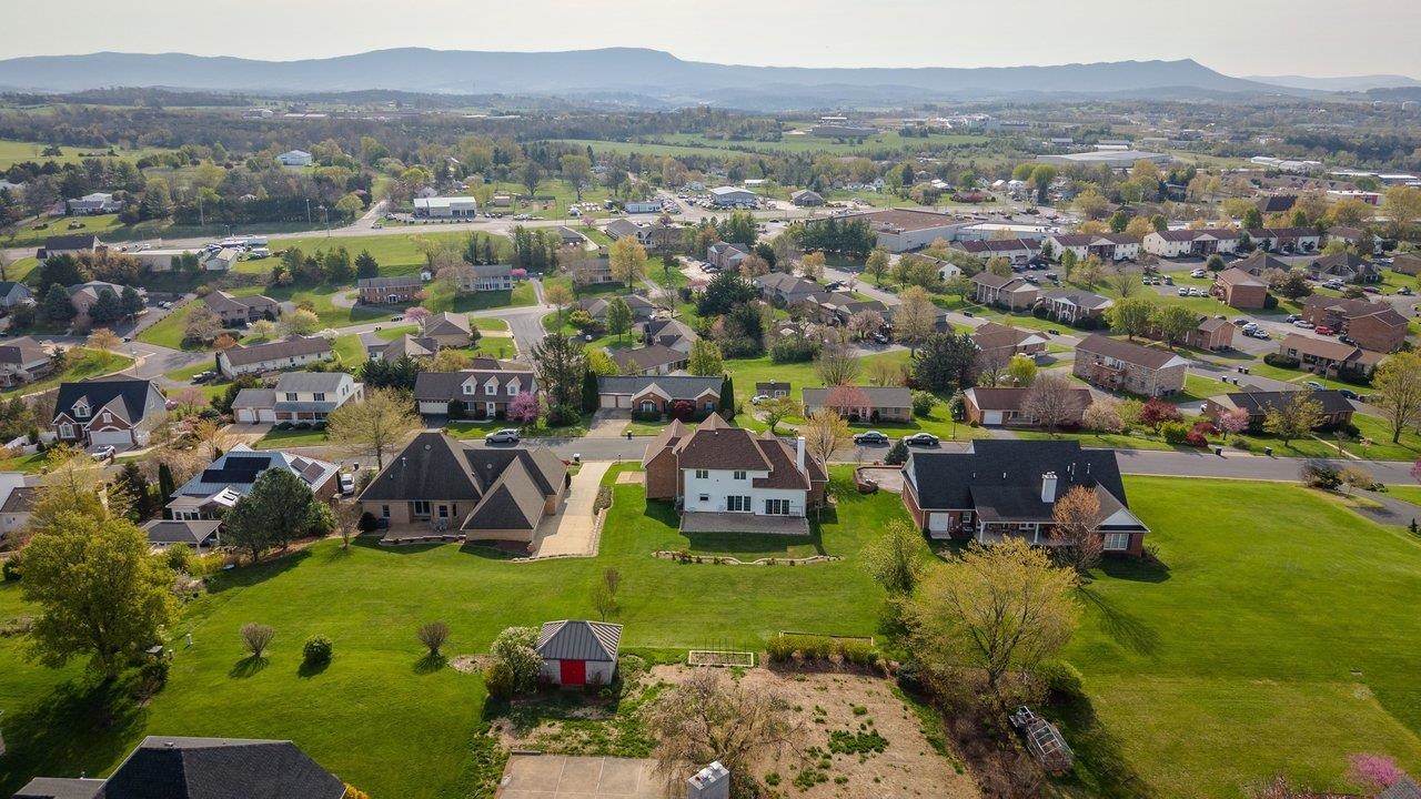 1837 PARK RD, HARRISONBURG, Virginia 22802, 5 Bedrooms Bedrooms, ,3 BathroomsBathrooms,Residential,1837 PARK RD,675862 MLS # 675862