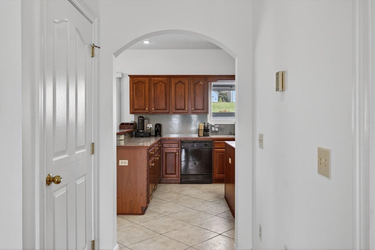 1837 PARK RD, HARRISONBURG, Virginia 22802, 5 Bedrooms Bedrooms, ,3 BathroomsBathrooms,Residential,1837 PARK RD,675862 MLS # 675862