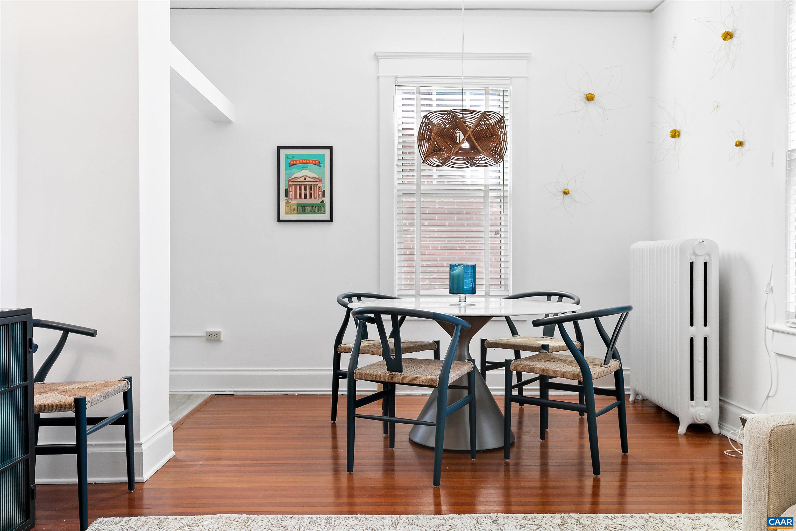 403 ALTAMONT CIR, CHARLOTTESVILLE, Virginia 22902, 4 Bedrooms Bedrooms, ,3 BathroomsBathrooms,Residential,403 ALTAMONT CIR,675864 MLS # 675864