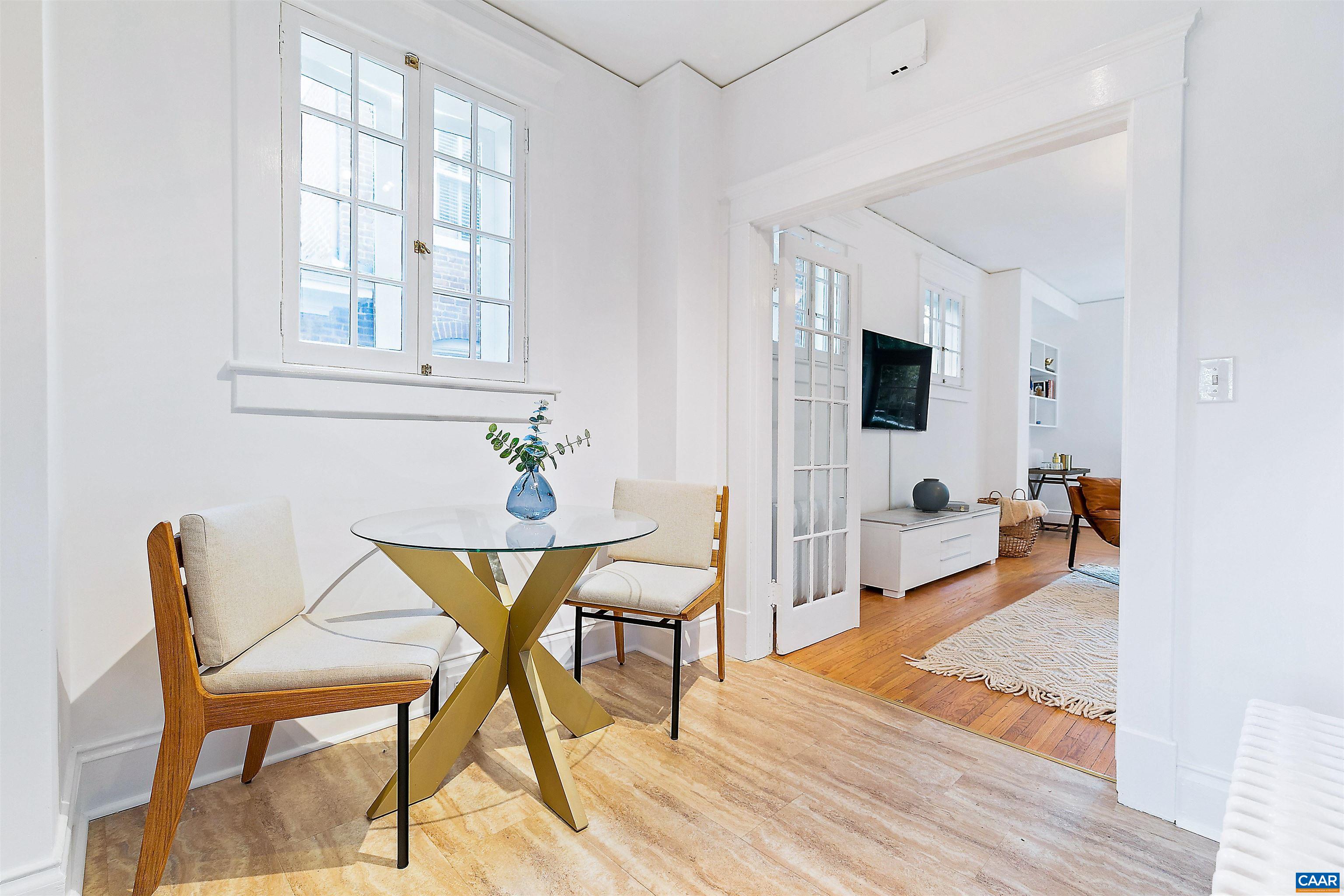 403 ALTAMONT CIR, CHARLOTTESVILLE, Virginia 22902, 4 Bedrooms Bedrooms, ,3 BathroomsBathrooms,Residential,403 ALTAMONT CIR,675864 MLS # 675864