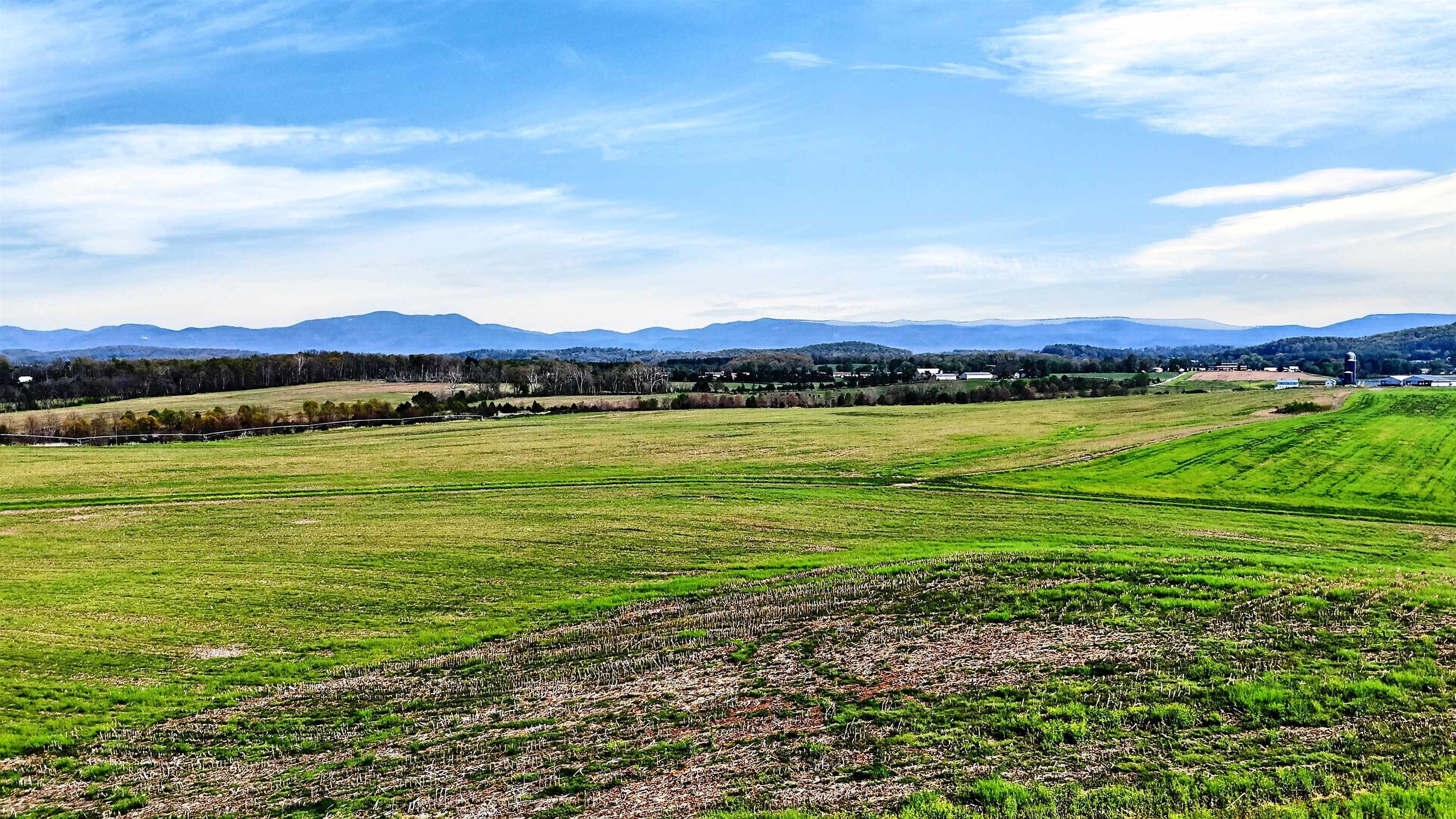 1522 DAM TOWN RD, FORT DEFIANCE, Virginia 24437, 3 Bedrooms Bedrooms, ,2 BathroomsBathrooms,Residential,1522 DAM TOWN RD,675869 MLS # 675869