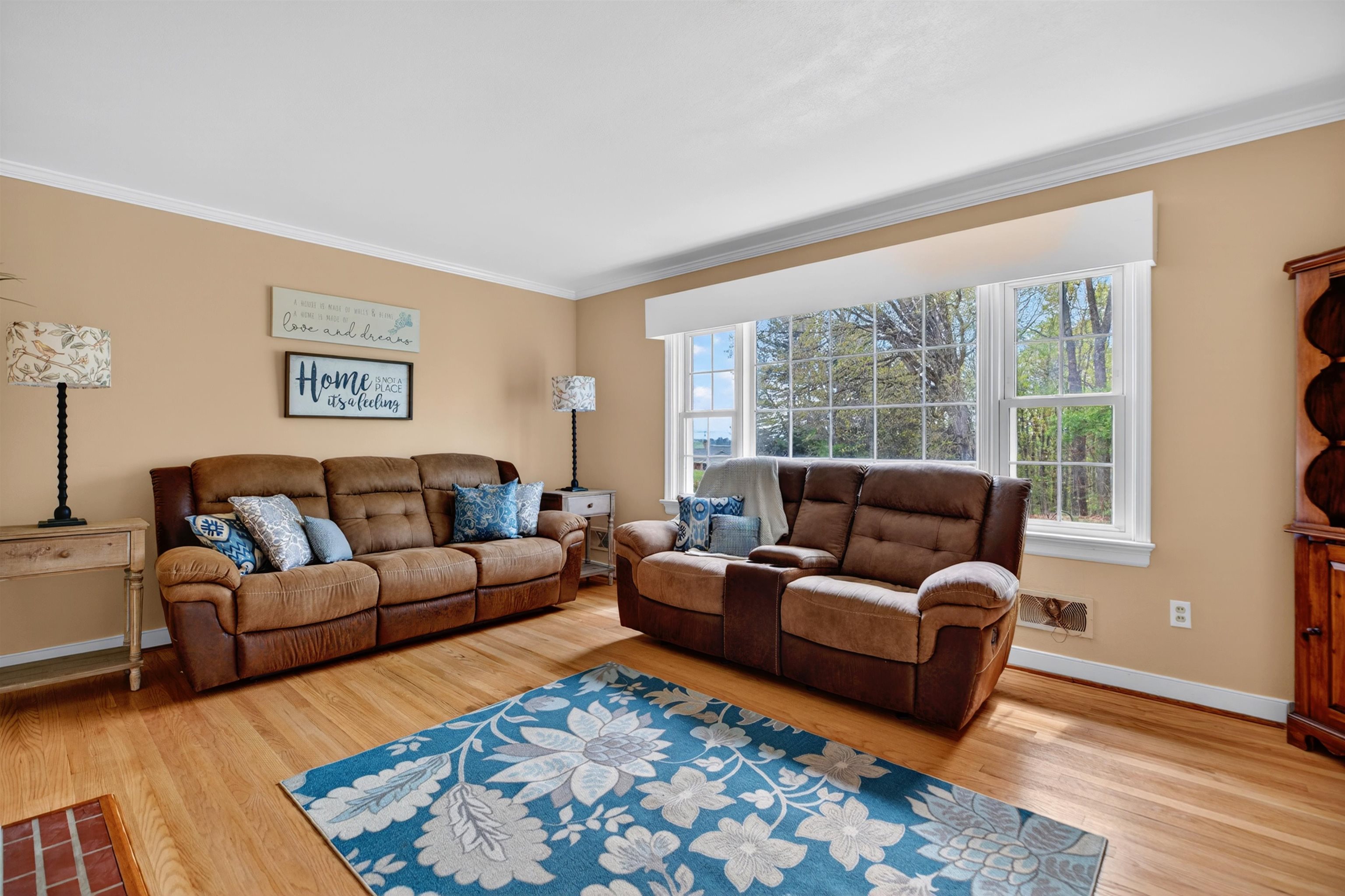 1522 DAM TOWN RD, FORT DEFIANCE, Virginia 24437, 3 Bedrooms Bedrooms, ,2 BathroomsBathrooms,Residential,1522 DAM TOWN RD,675869 MLS # 675869