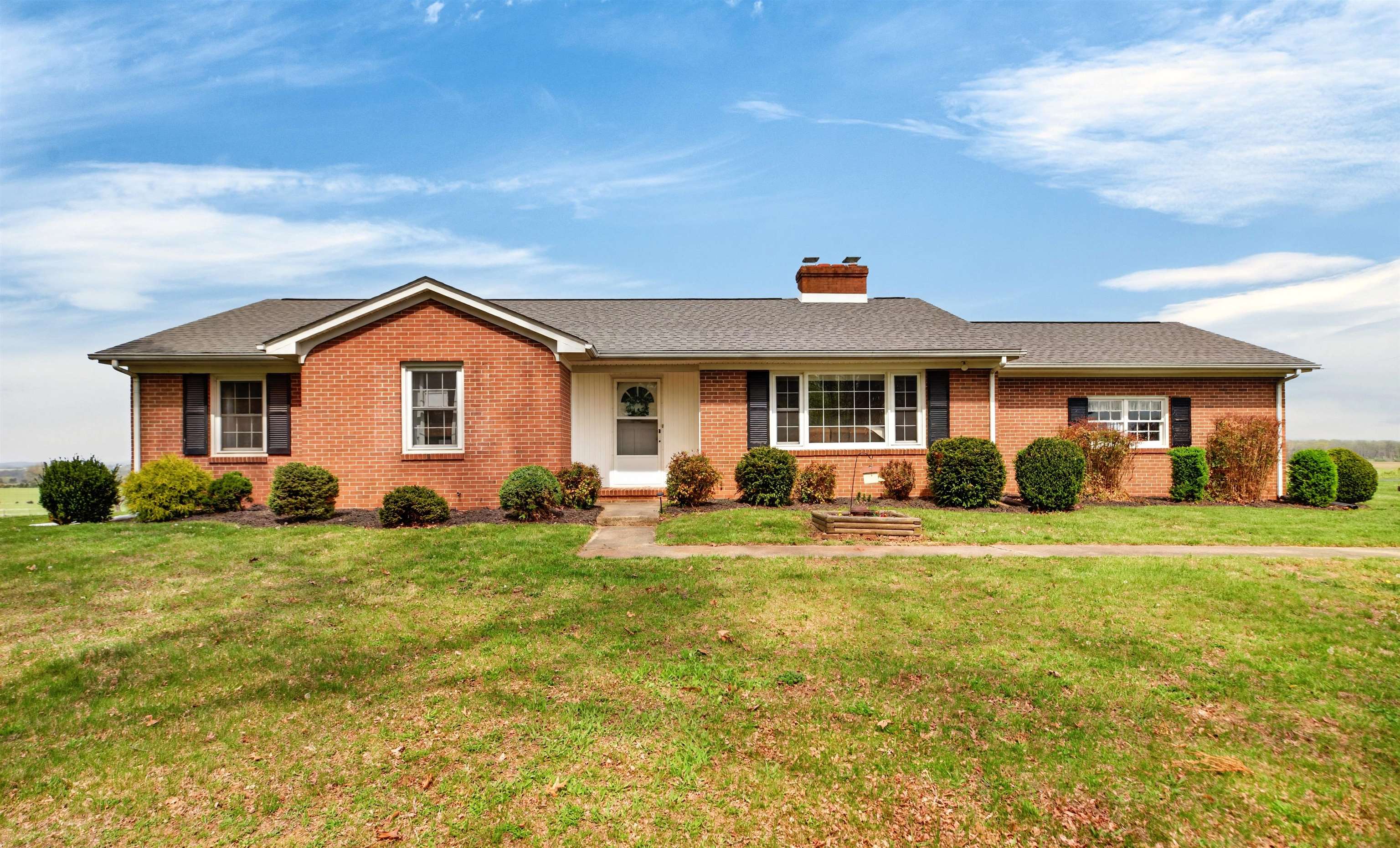 1522 DAM TOWN RD, FORT DEFIANCE, Virginia 24437, 3 Bedrooms Bedrooms, ,2 BathroomsBathrooms,Residential,1522 DAM TOWN RD,675869 MLS # 675869