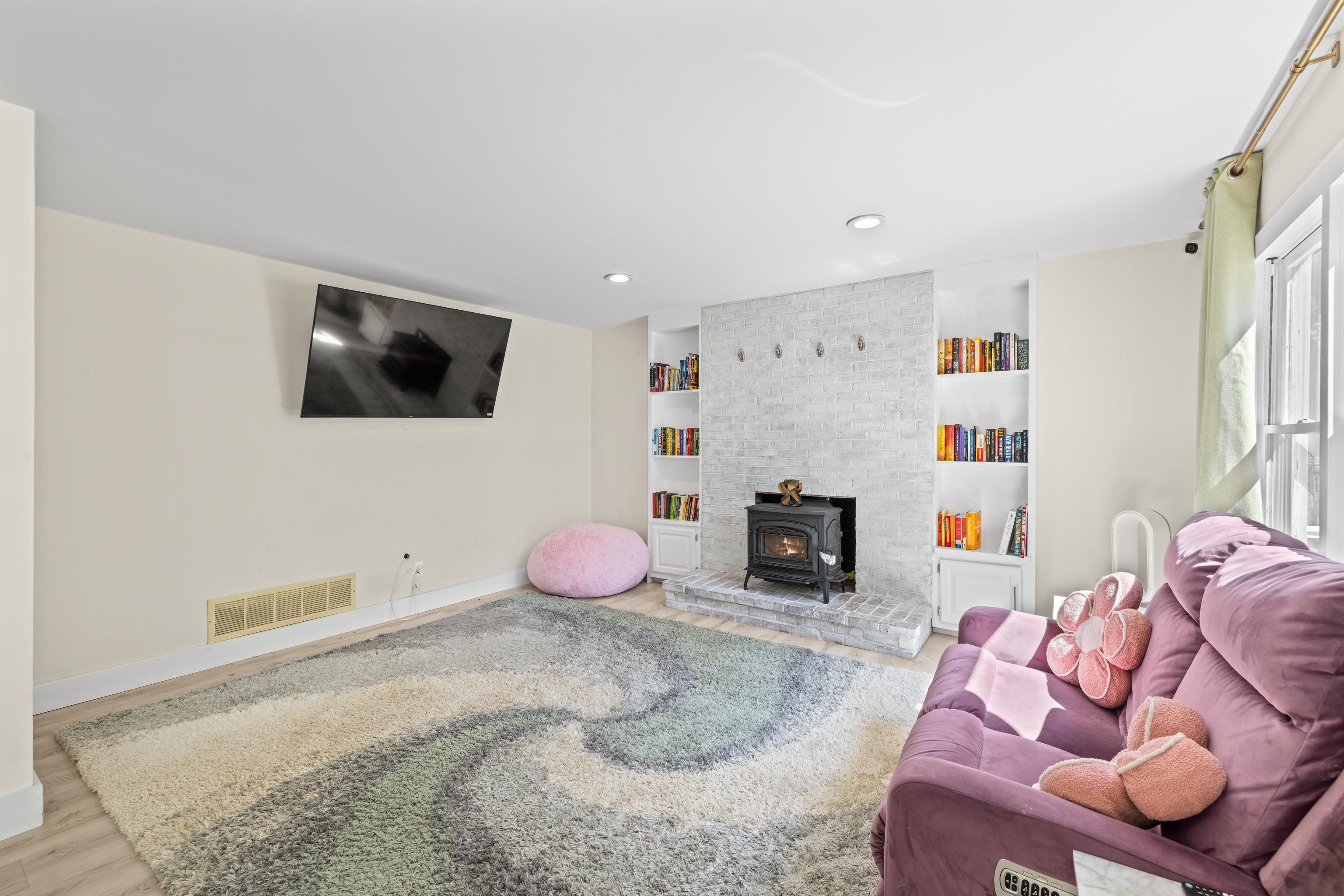 1368 BLUEWATER RD, ROCKINGHAM, Virginia 22801, 4 Bedrooms Bedrooms, ,3 BathroomsBathrooms,Residential,Home Sweet Home,1368 BLUEWATER RD,675875 MLS # 675875