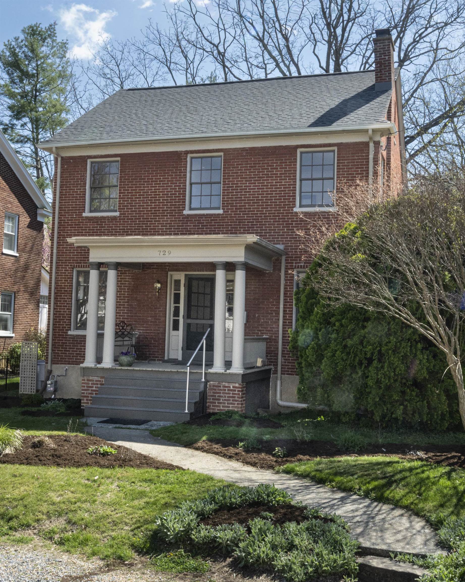 729 SELMA BLVD, STAUNTON, Virginia 24401, 4 Bedrooms Bedrooms, ,3 BathroomsBathrooms,Residential,729 SELMA BLVD,675877 MLS # 675877