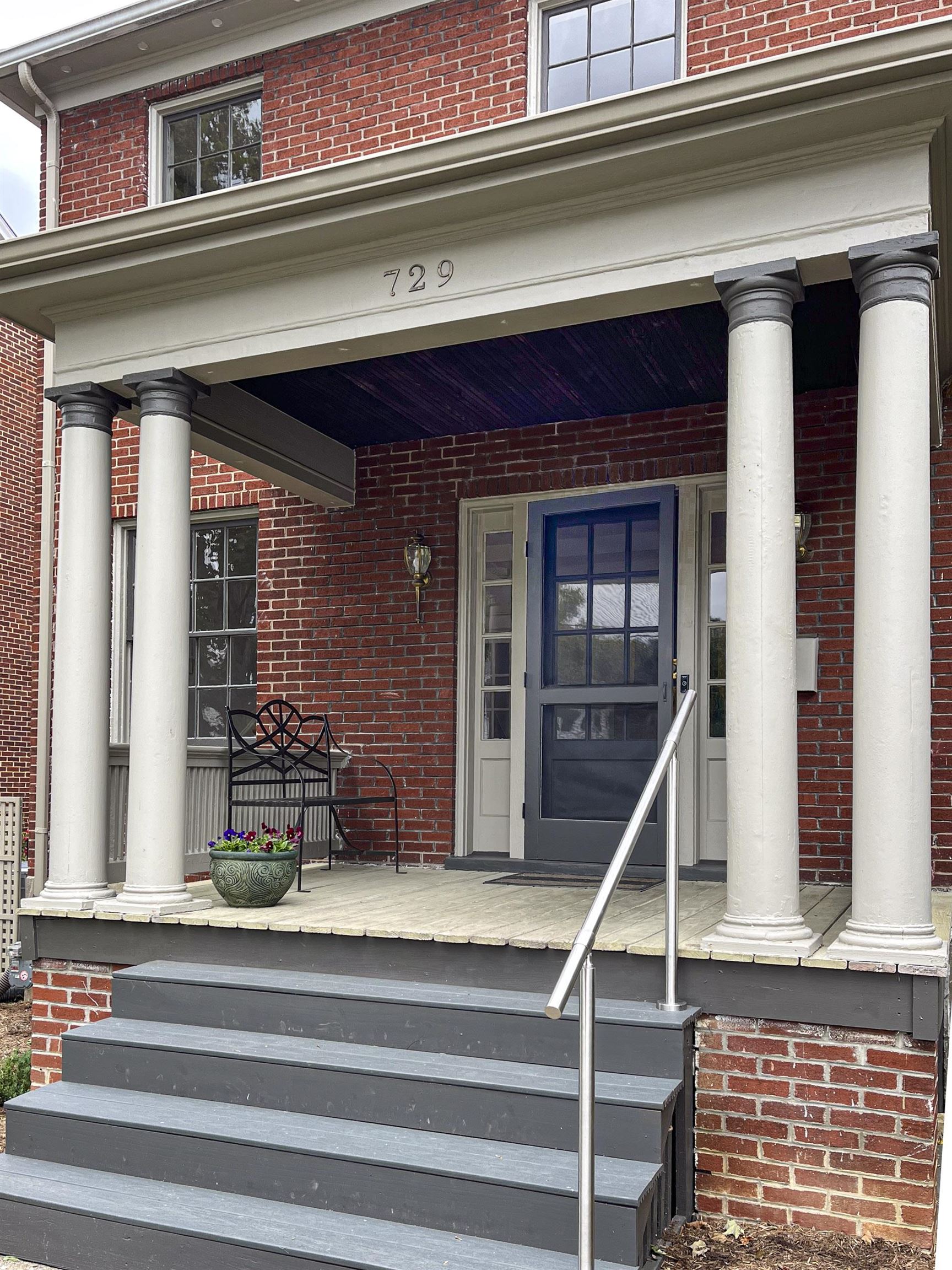 729 SELMA BLVD, STAUNTON, Virginia 24401, 4 Bedrooms Bedrooms, ,3 BathroomsBathrooms,Residential,729 SELMA BLVD,675877 MLS # 675877