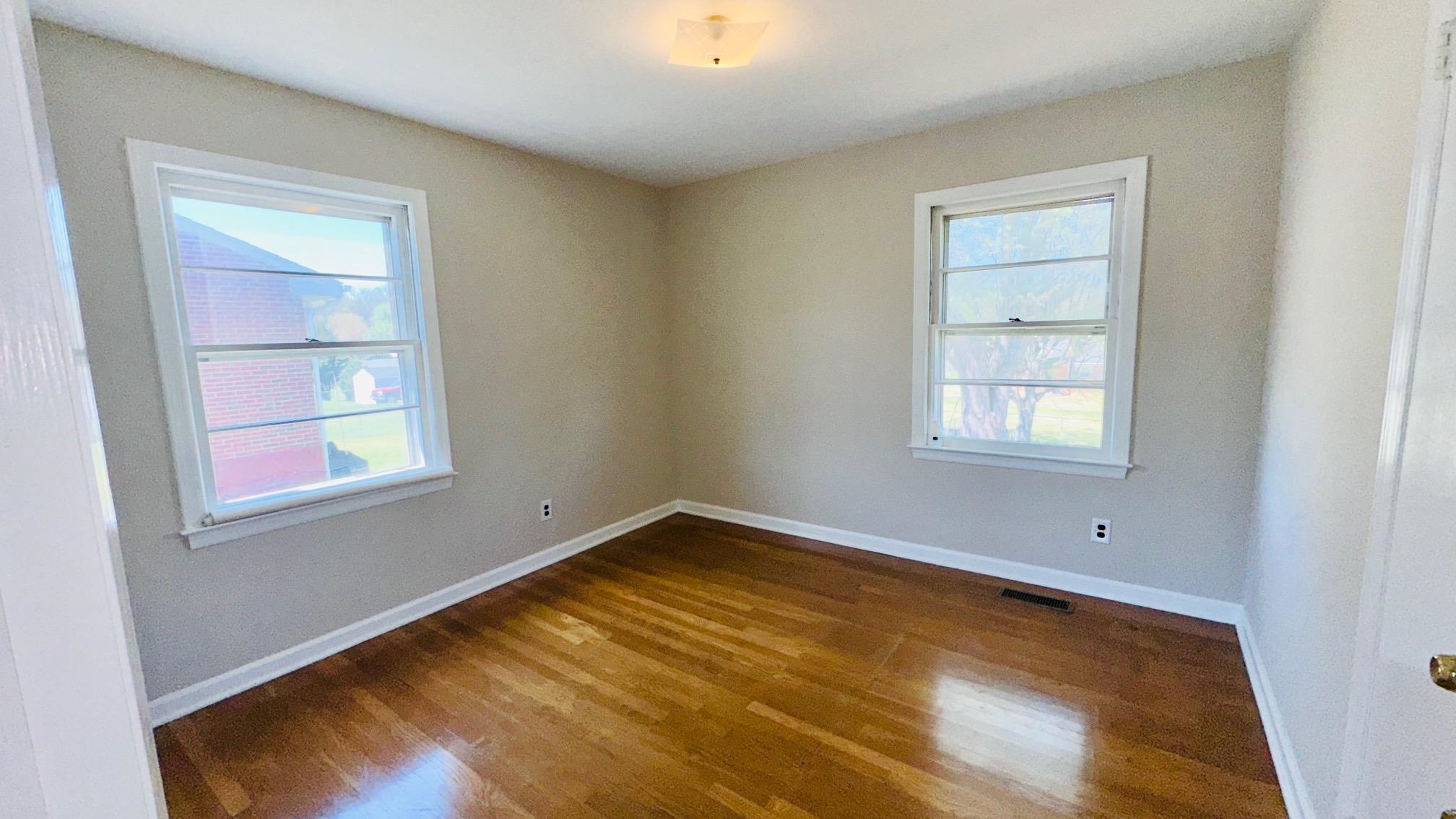 2403 PARK HILL RD, STAUNTON, Virginia 24401, 3 Bedrooms Bedrooms, ,1 BathroomBathrooms,Residential,2403 PARK HILL RD,675883 MLS # 675883