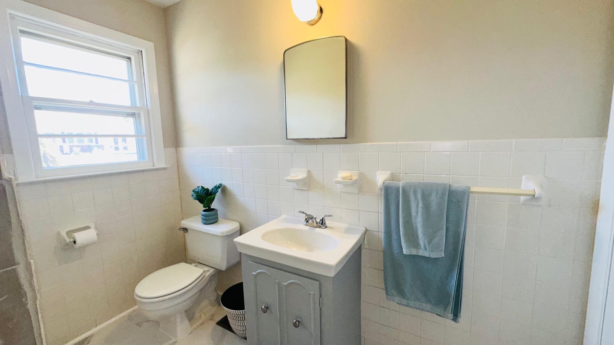 2403 PARK HILL RD, STAUNTON, Virginia 24401, 3 Bedrooms Bedrooms, ,1 BathroomBathrooms,Residential,2403 PARK HILL RD,675883 MLS # 675883