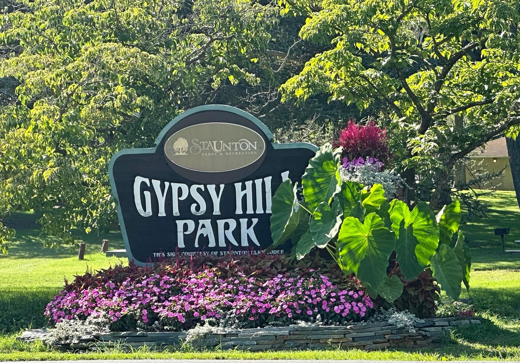 2403 PARK HILL RD, STAUNTON, Virginia 24401, 3 Bedrooms Bedrooms, ,1 BathroomBathrooms,Residential,2403 PARK HILL RD,675883 MLS # 675883