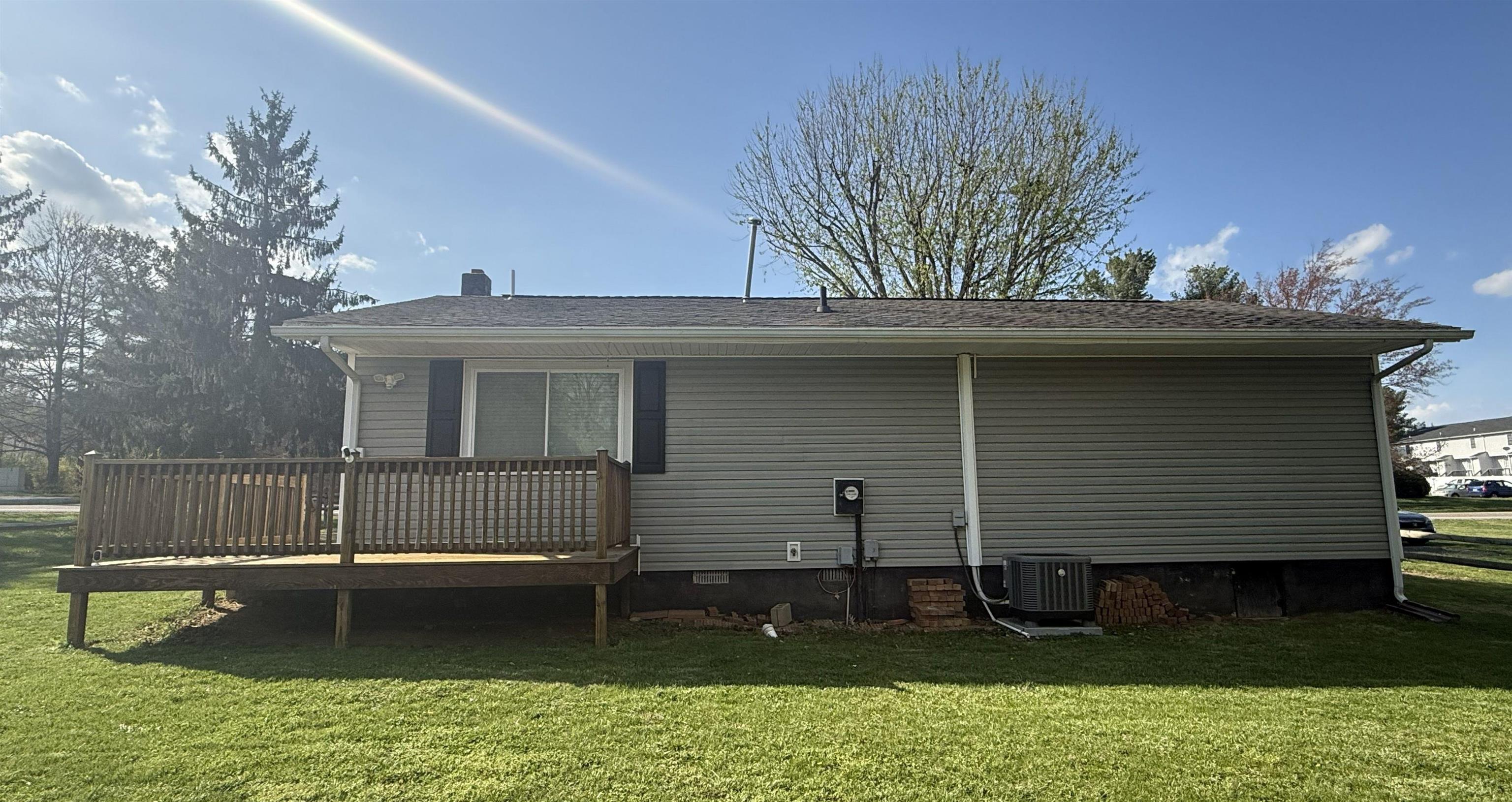 858 AUGUSTA FARMS RD, WAYNESBORO, Virginia 22980, 3 Bedrooms Bedrooms, ,1 BathroomBathrooms,Residential,858 AUGUSTA FARMS RD,675888 MLS # 675888