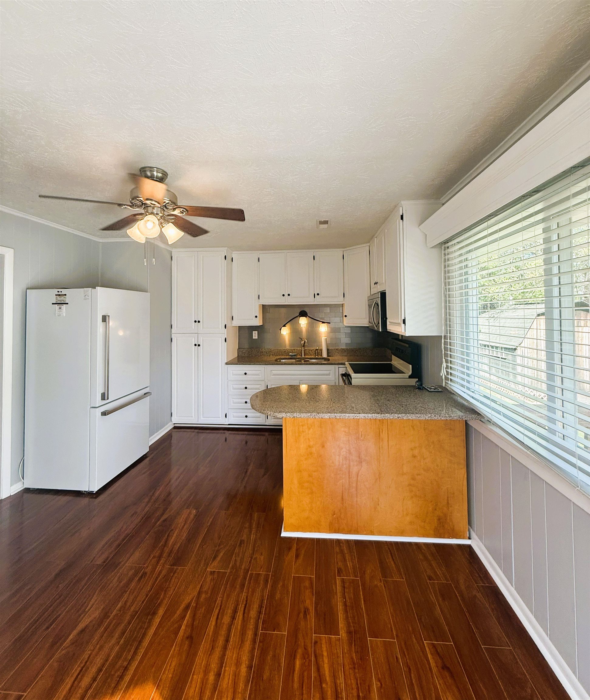 858 AUGUSTA FARMS RD, WAYNESBORO, Virginia 22980, 3 Bedrooms Bedrooms, ,1 BathroomBathrooms,Residential,858 AUGUSTA FARMS RD,675888 MLS # 675888