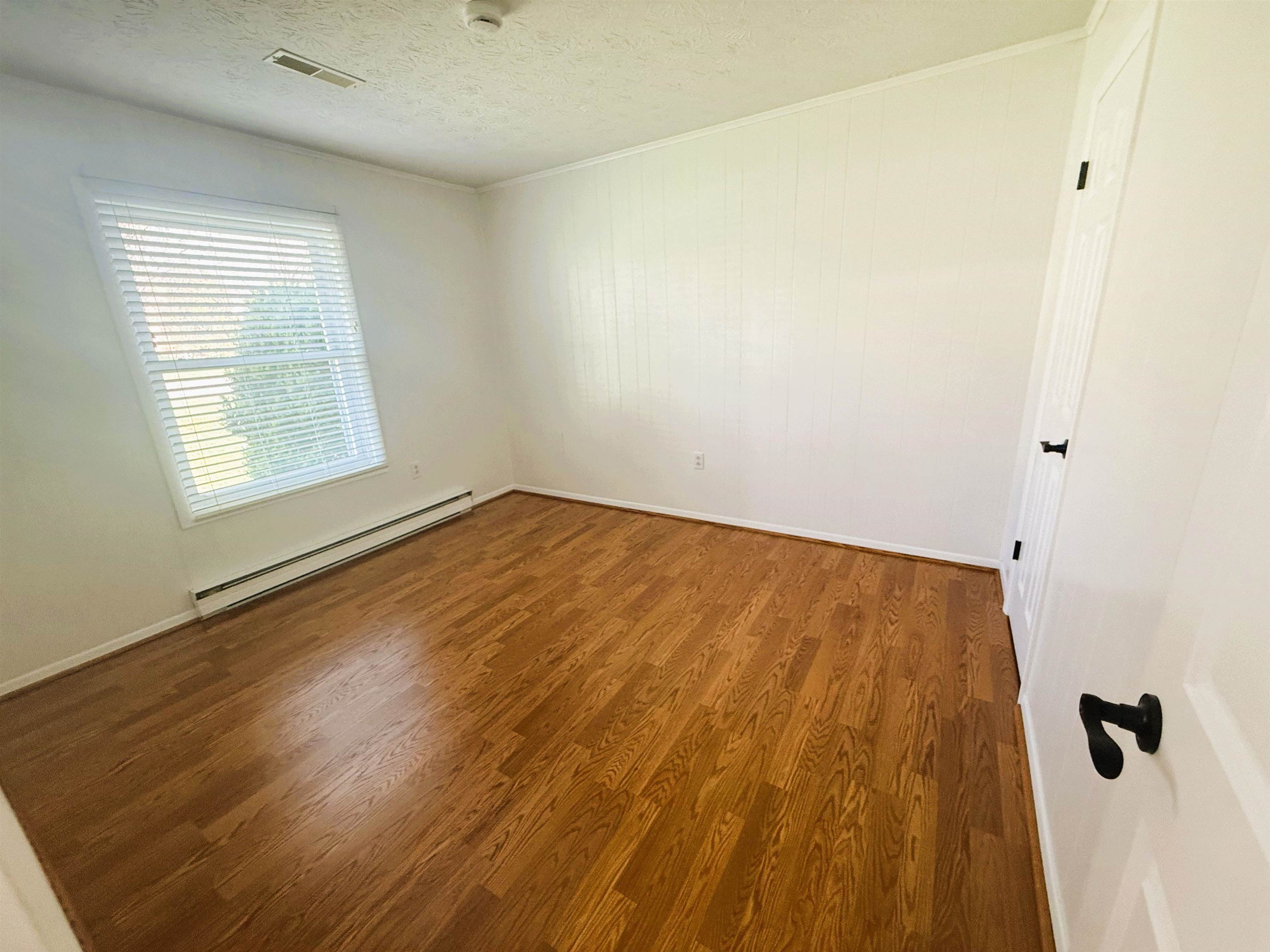 858 AUGUSTA FARMS RD, WAYNESBORO, Virginia 22980, 3 Bedrooms Bedrooms, ,1 BathroomBathrooms,Residential,858 AUGUSTA FARMS RD,675888 MLS # 675888