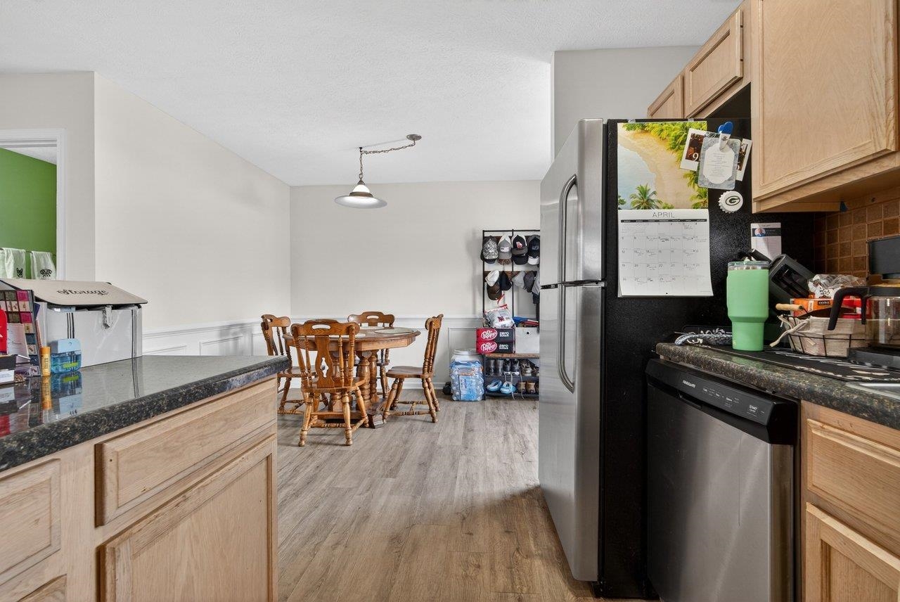 223 ASPEN AVE, GROTTOES, Virginia 24441, 3 Bedrooms Bedrooms, ,2 BathroomsBathrooms,Residential,223 ASPEN AVE,675893 MLS # 675893