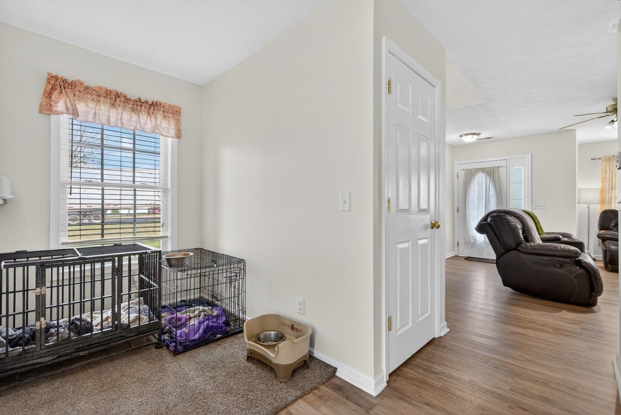 223 ASPEN AVE, GROTTOES, Virginia 24441, 3 Bedrooms Bedrooms, ,2 BathroomsBathrooms,Residential,223 ASPEN AVE,675893 MLS # 675893