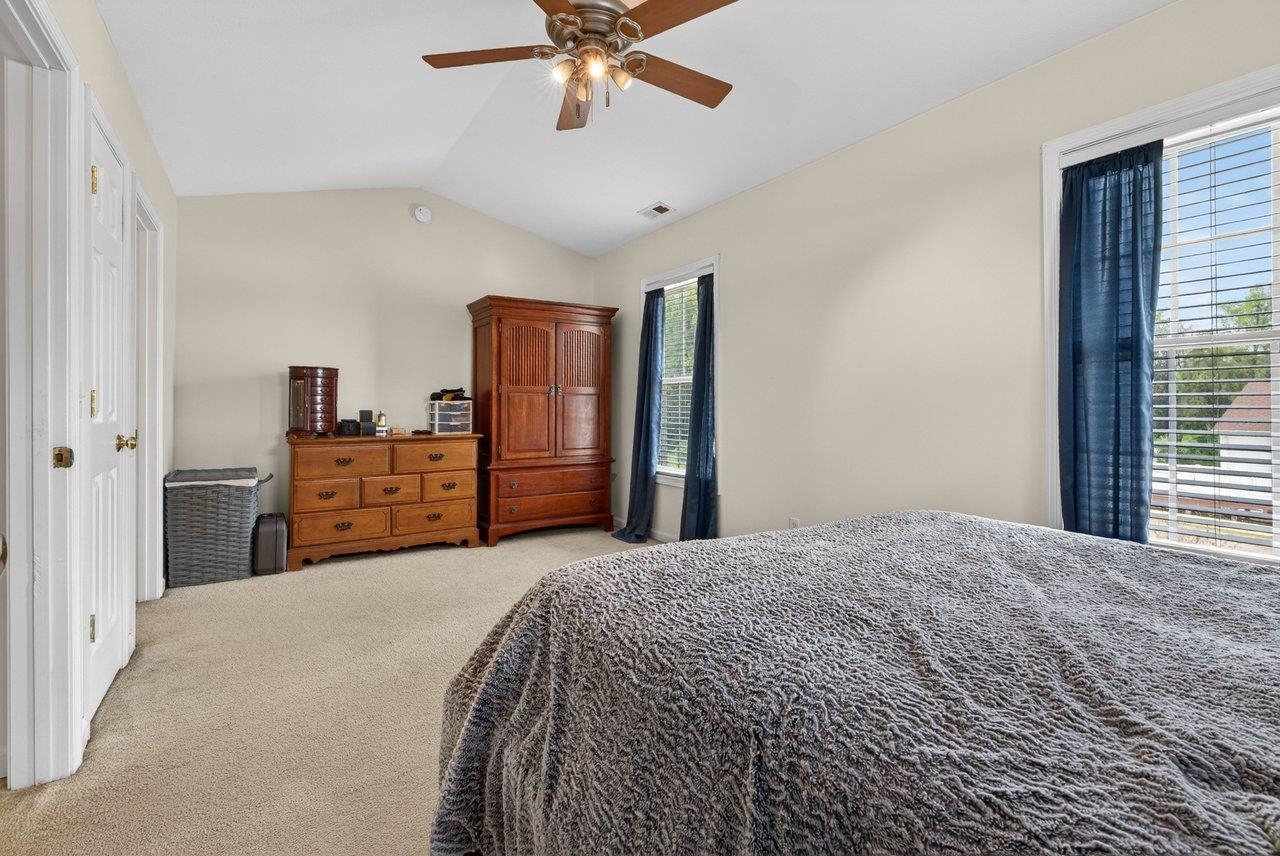 223 ASPEN AVE, GROTTOES, Virginia 24441, 3 Bedrooms Bedrooms, ,2 BathroomsBathrooms,Residential,223 ASPEN AVE,675893 MLS # 675893