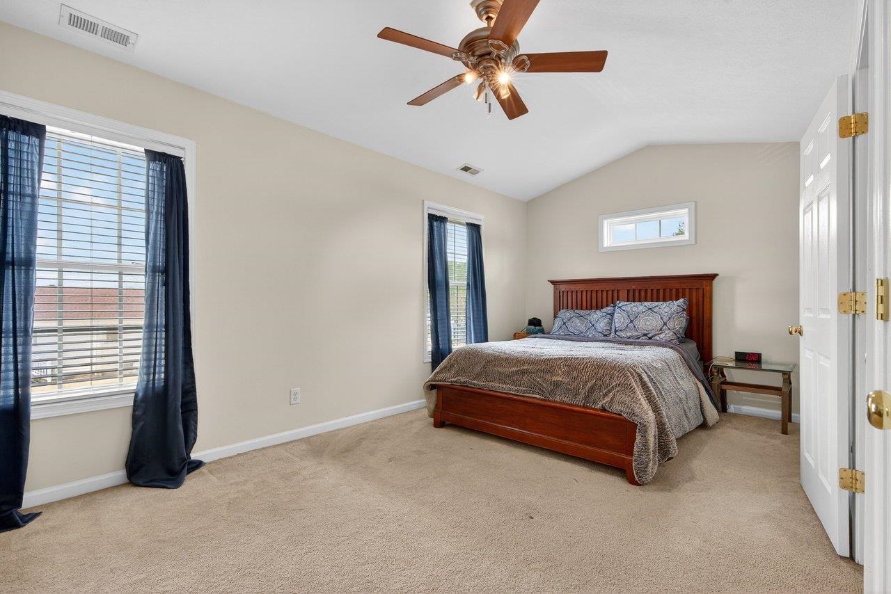 223 ASPEN AVE, GROTTOES, Virginia 24441, 3 Bedrooms Bedrooms, ,2 BathroomsBathrooms,Residential,223 ASPEN AVE,675893 MLS # 675893