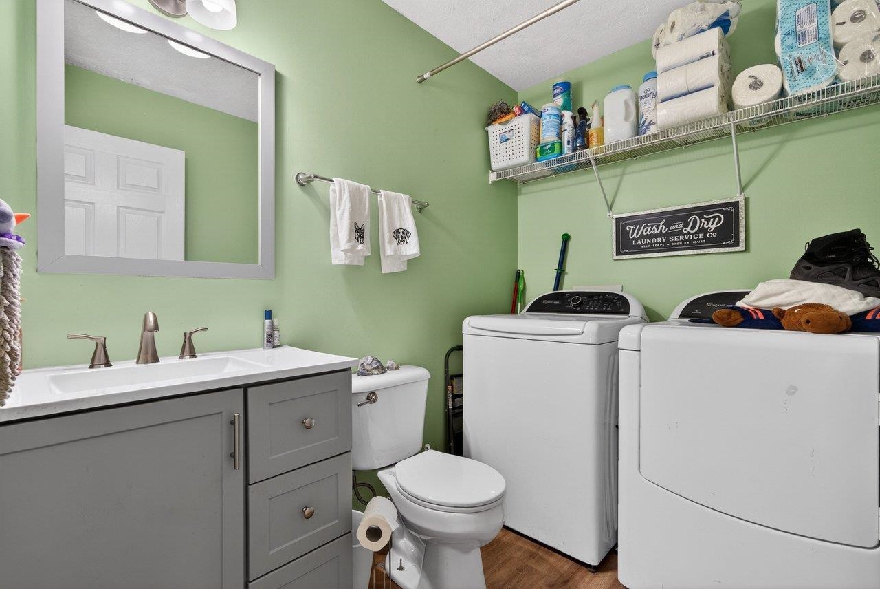 223 ASPEN AVE, GROTTOES, Virginia 24441, 3 Bedrooms Bedrooms, ,2 BathroomsBathrooms,Residential,223 ASPEN AVE,675893 MLS # 675893