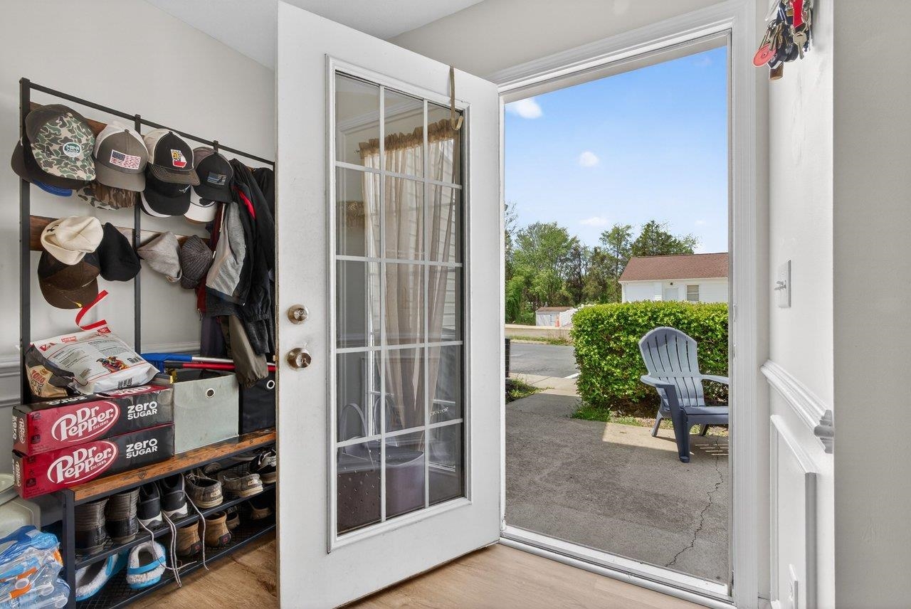 223 ASPEN AVE, GROTTOES, Virginia 24441, 3 Bedrooms Bedrooms, ,2 BathroomsBathrooms,Residential,223 ASPEN AVE,675893 MLS # 675893